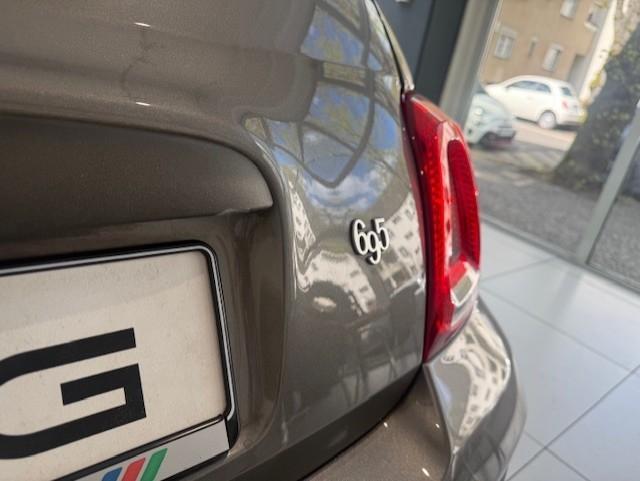 Fahrzeug-Bild 18