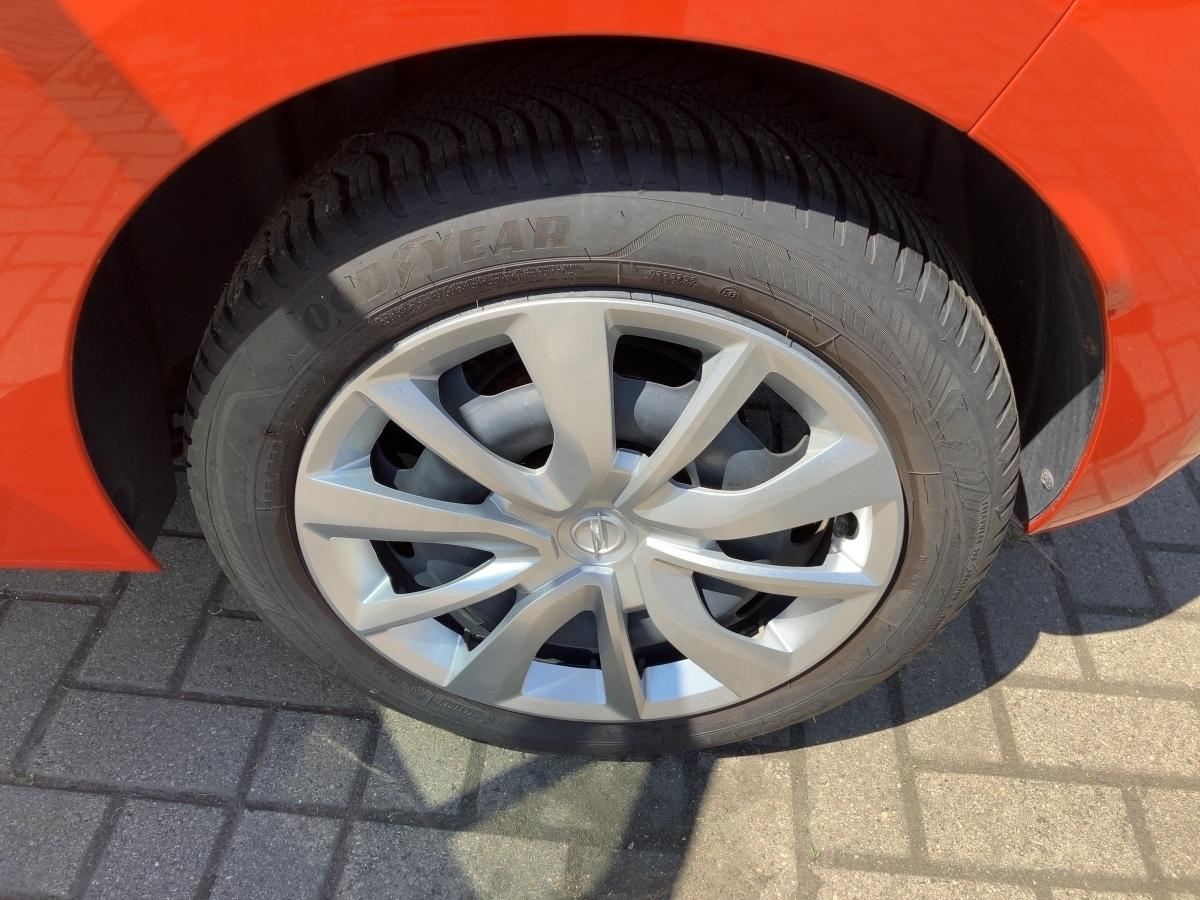 Fahrzeug-Bild 12