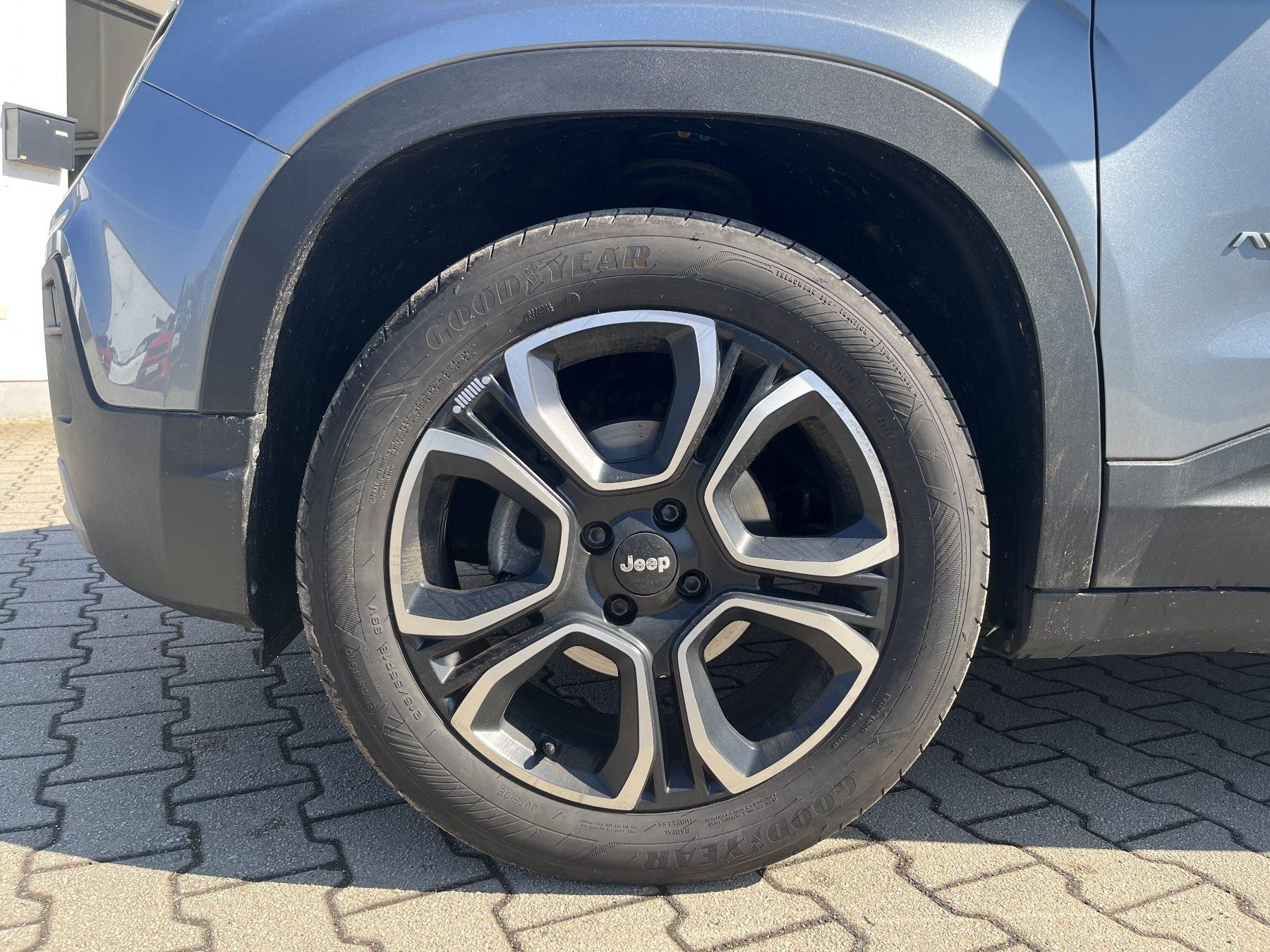 Fahrzeug-Bild 19