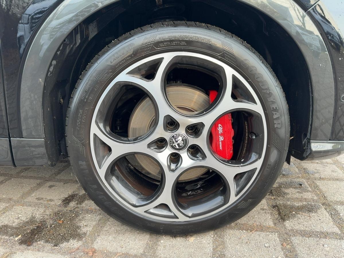 Fahrzeug-Bild 6