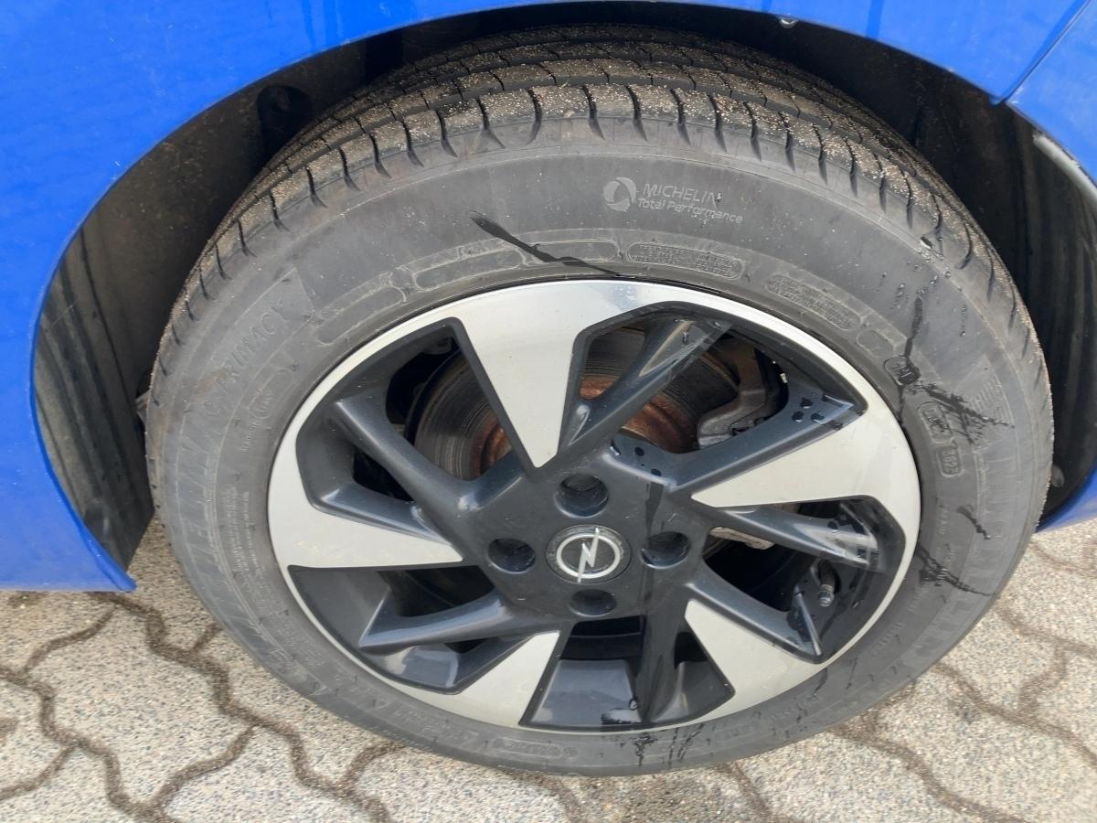Fahrzeug-Bild 12
