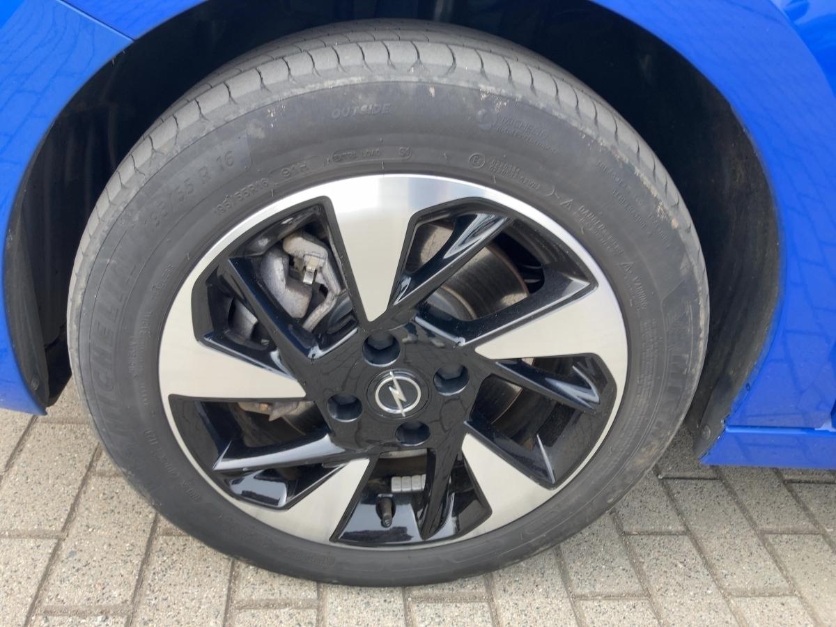 Fahrzeug-Bild 12