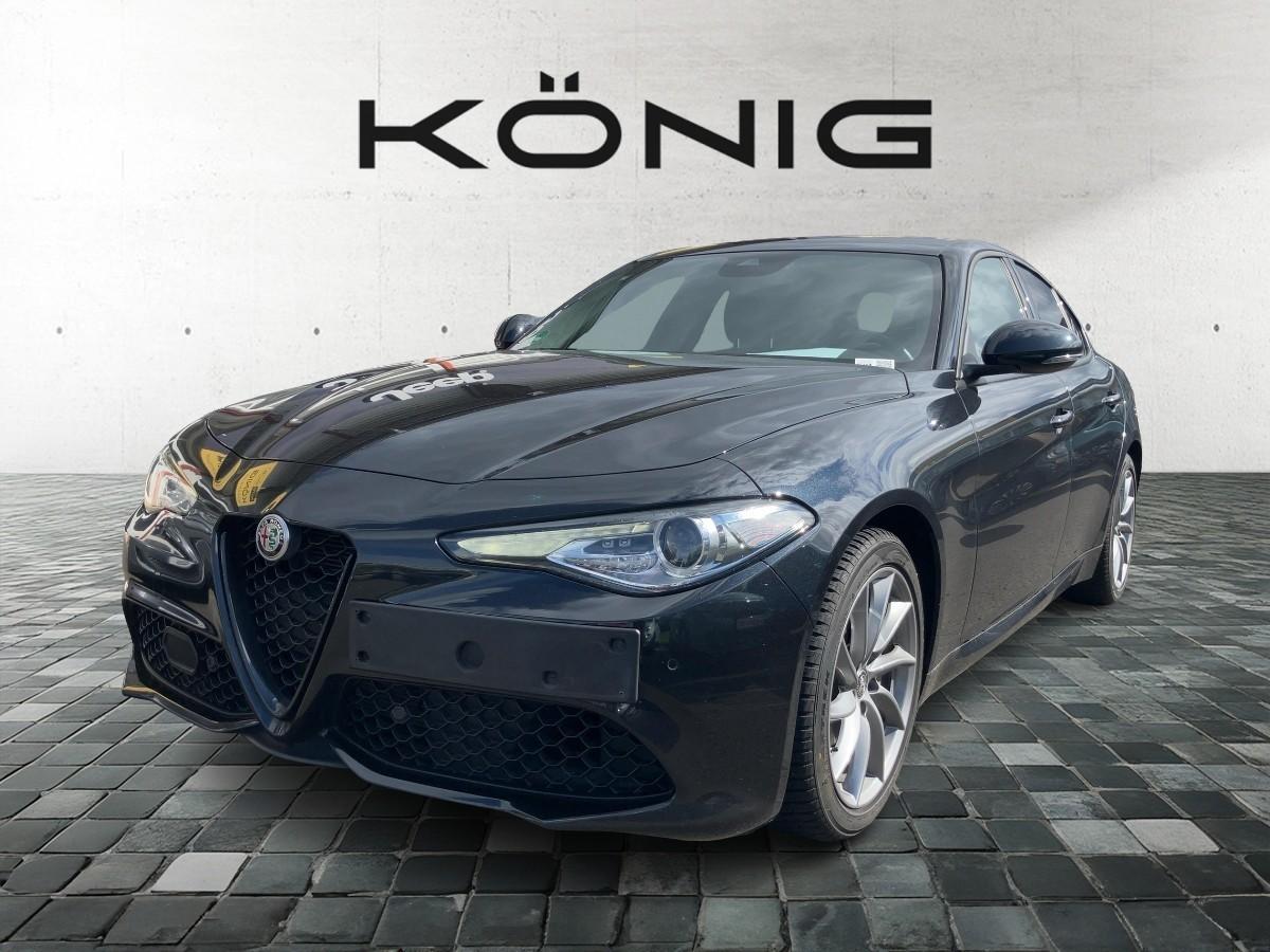Alfa Romeo Giulia Sprint Turbo AT8 PDC/Kamera Navi