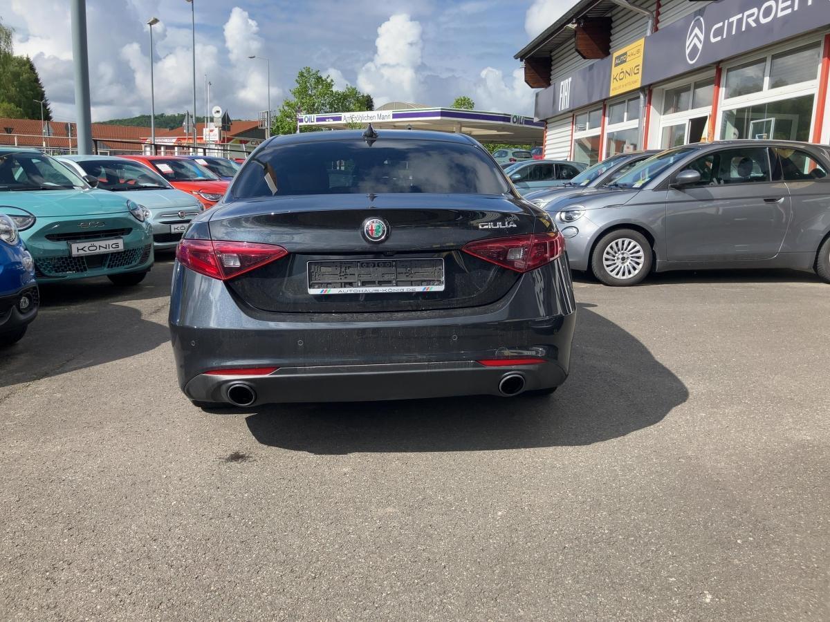 Fahrzeug-Bild 18