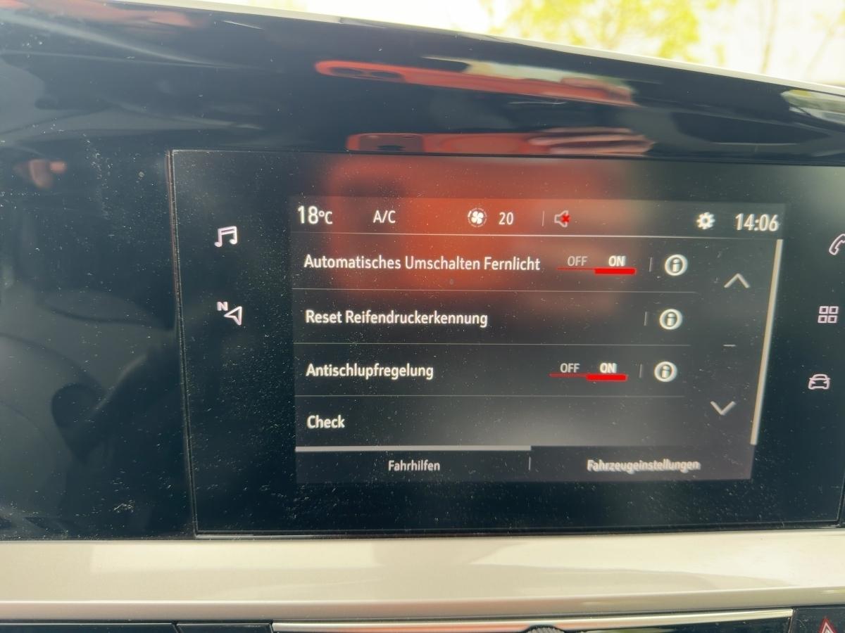 Fahrzeug-Bild 11