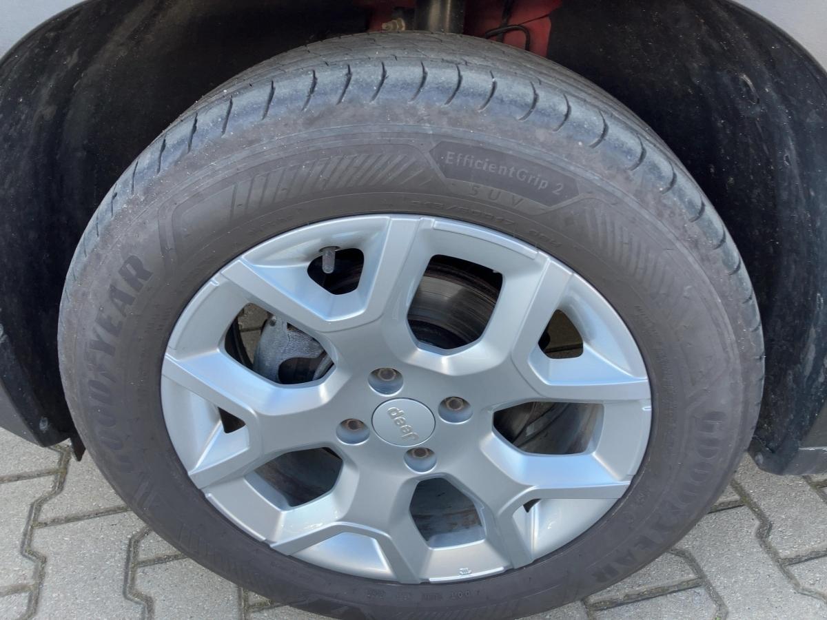 Fahrzeug-Bild 12