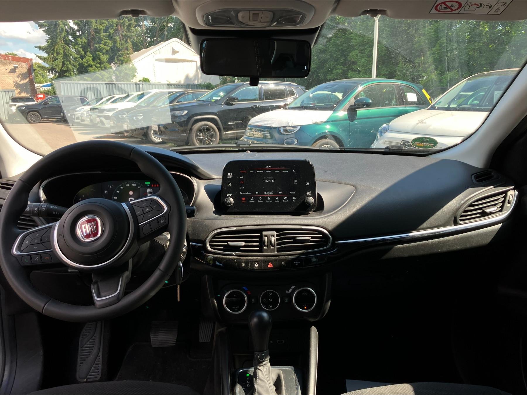 Fahrzeug-Bild 12