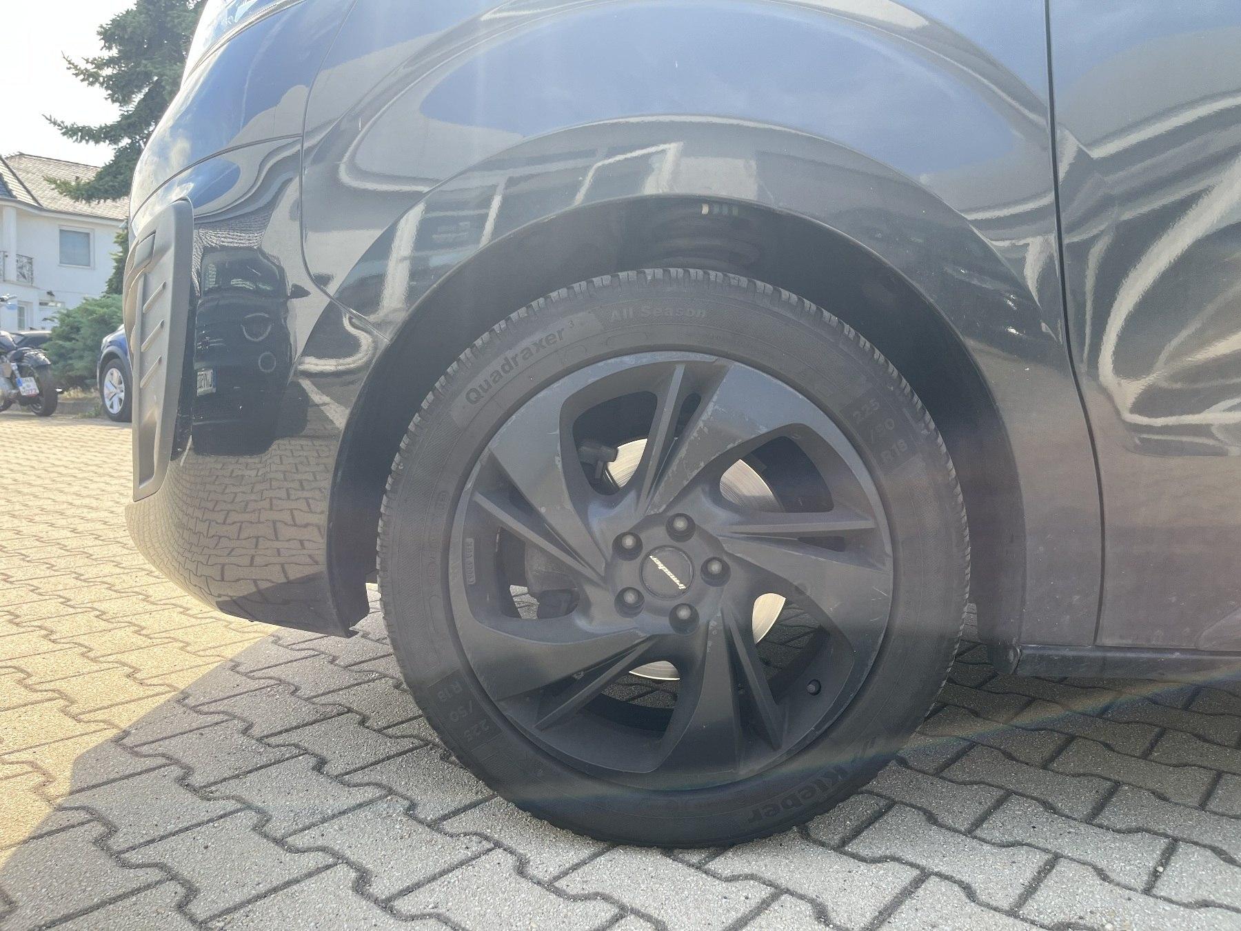 Fahrzeug-Bild 17