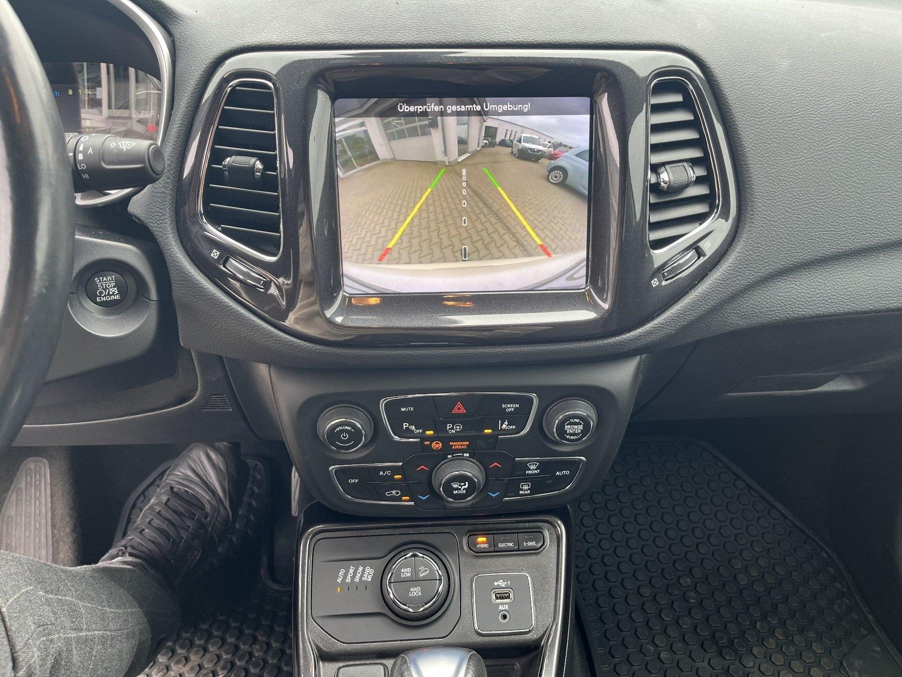Fahrzeug-Bild 15