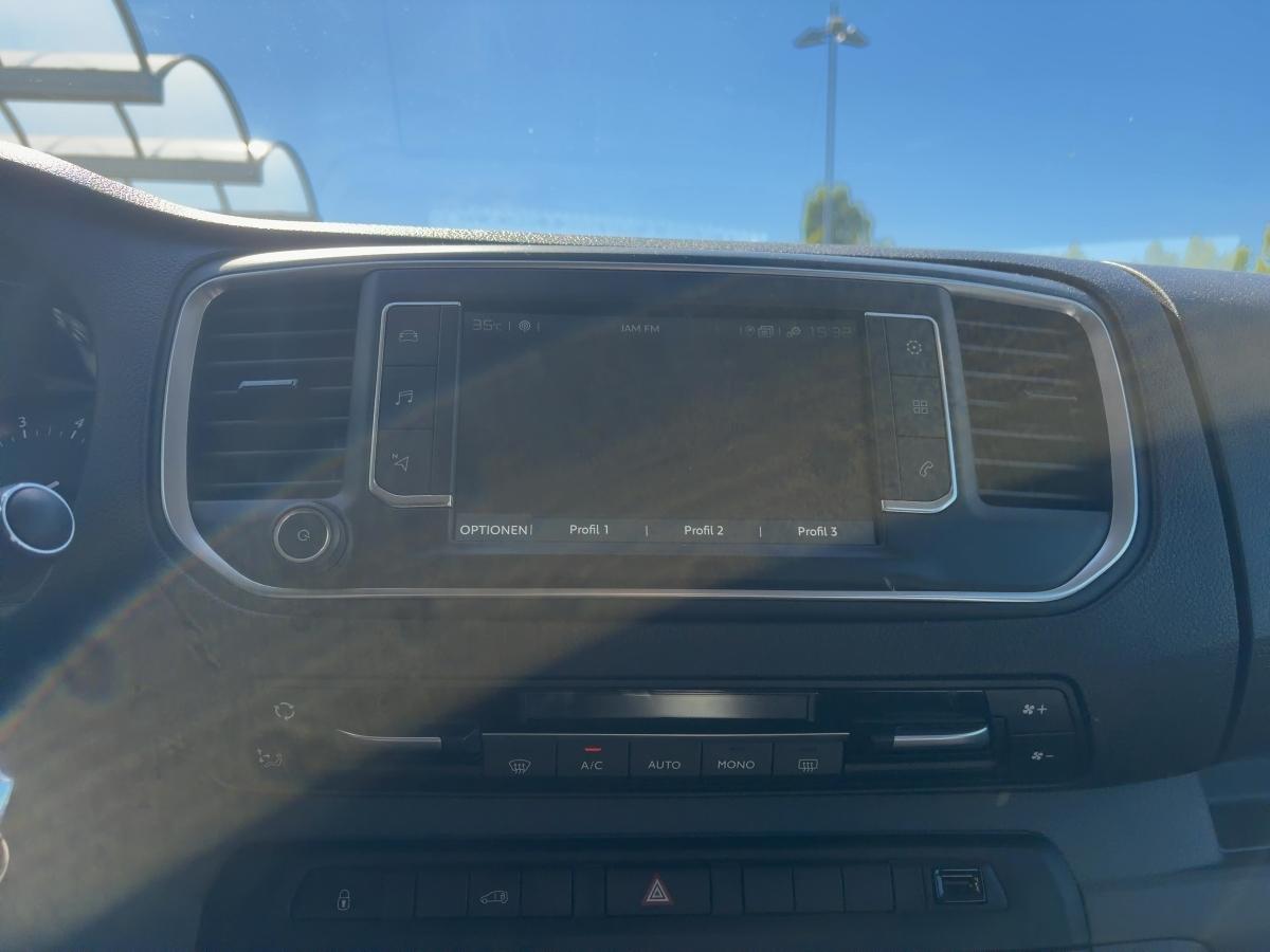 Fahrzeug-Bild 11