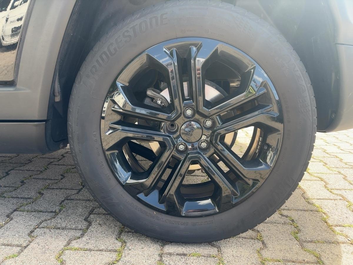 Fahrzeug-Bild 13