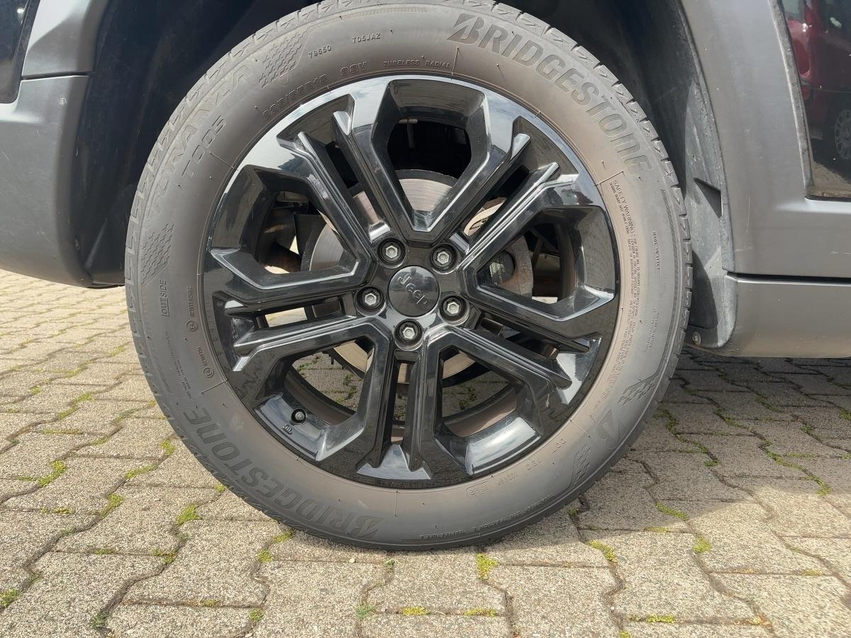 Fahrzeug-Bild 14