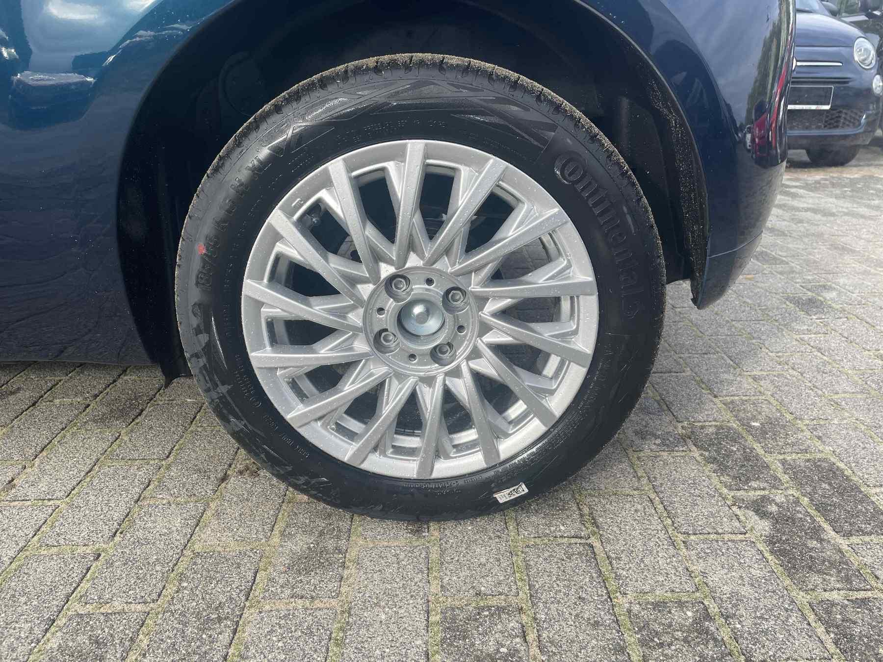 Fahrzeug-Bild 6