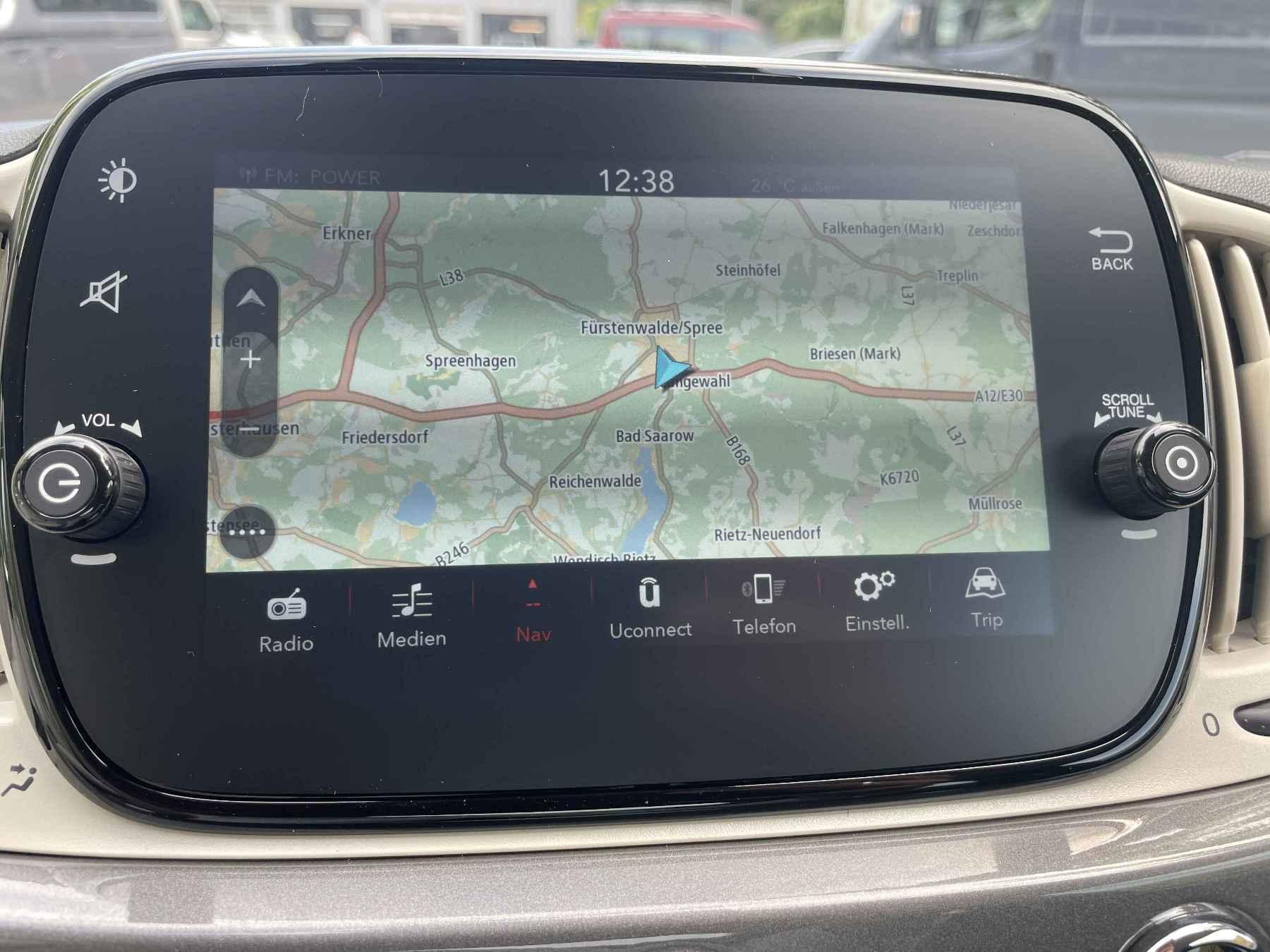 Fahrzeug-Bild 13