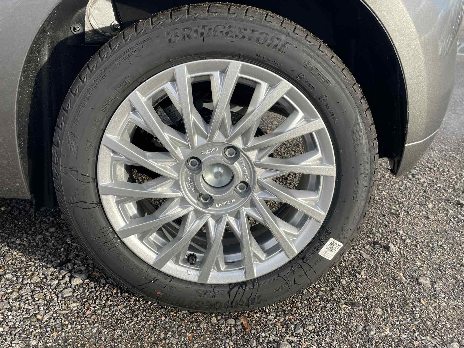 Fahrzeug-Bild 6