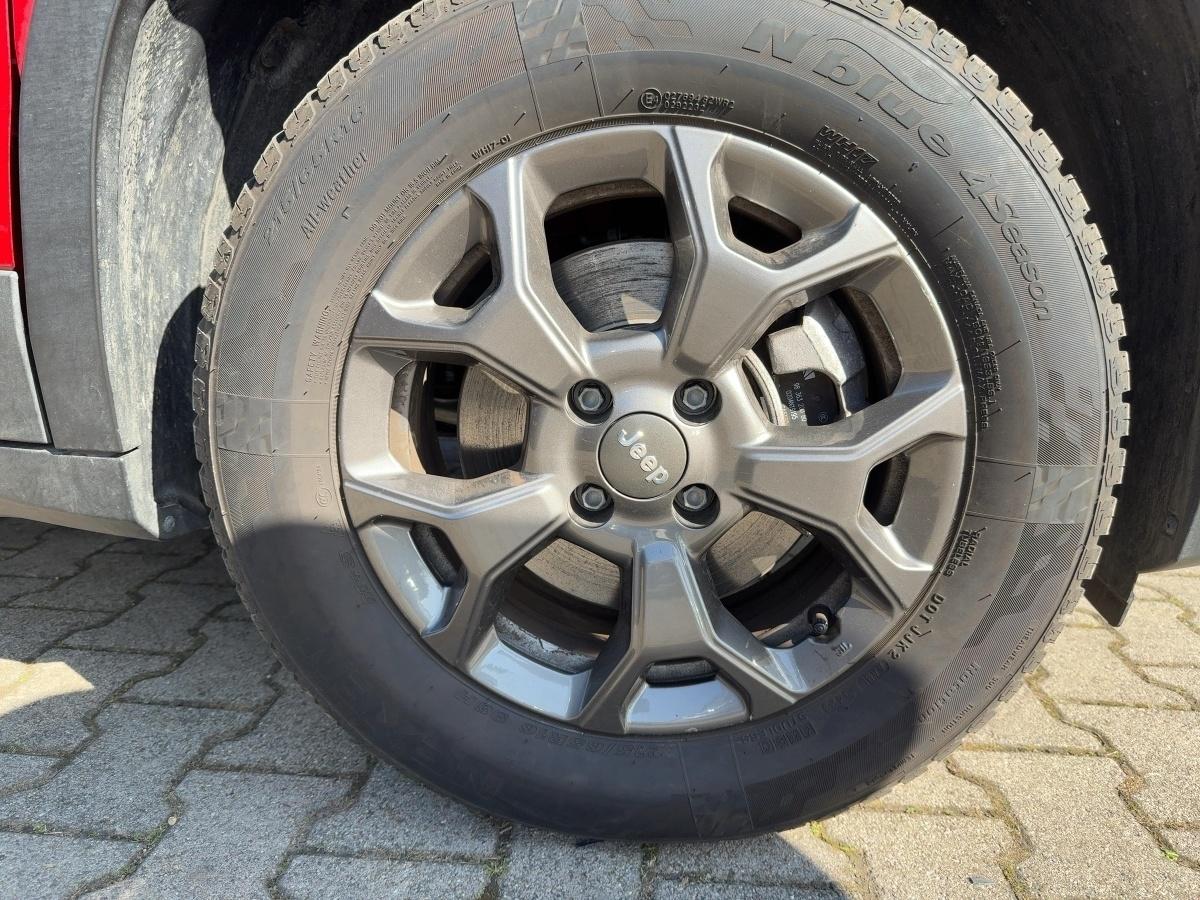 Fahrzeug-Bild 6