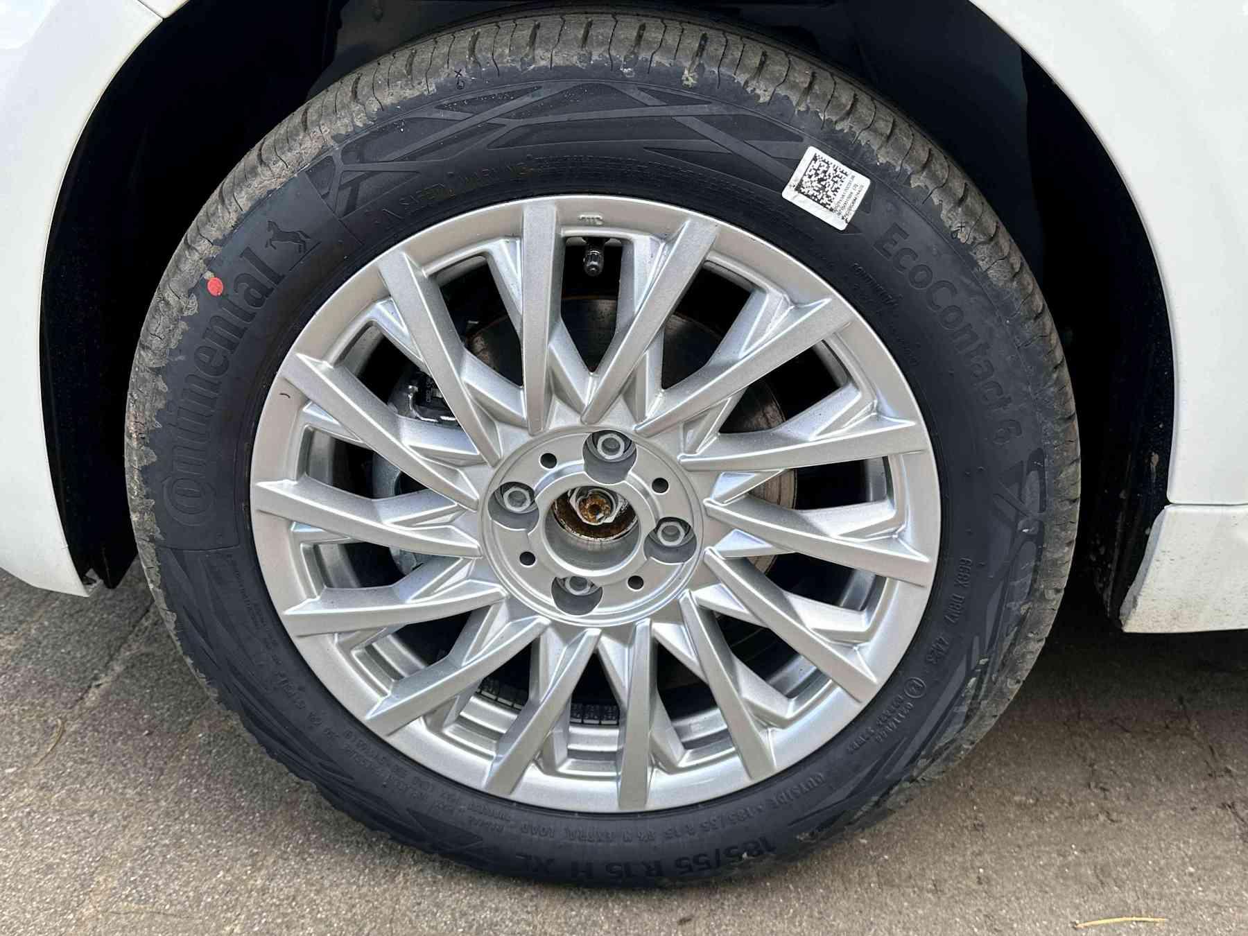 Fahrzeug-Bild 6