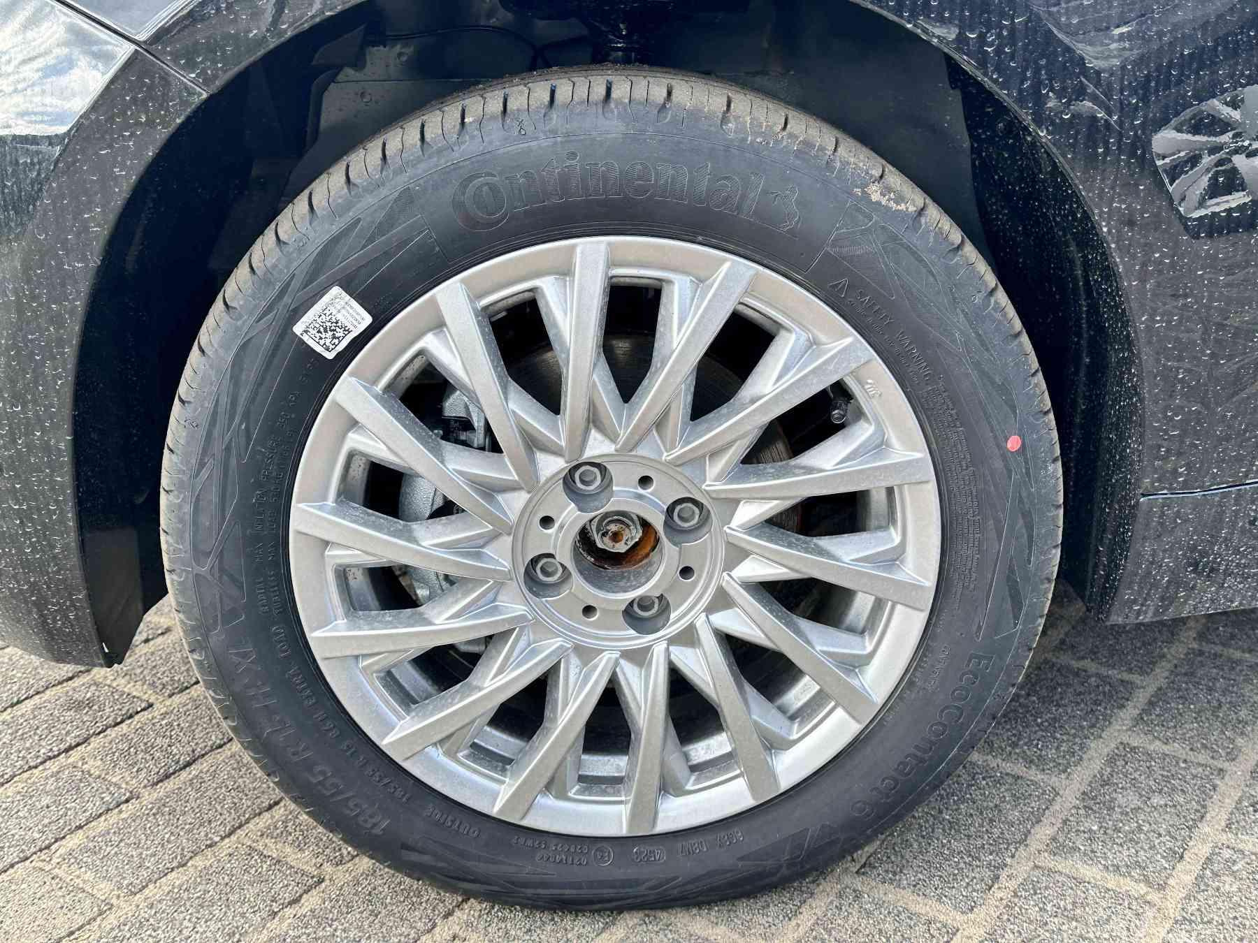 Fahrzeug-Bild 6