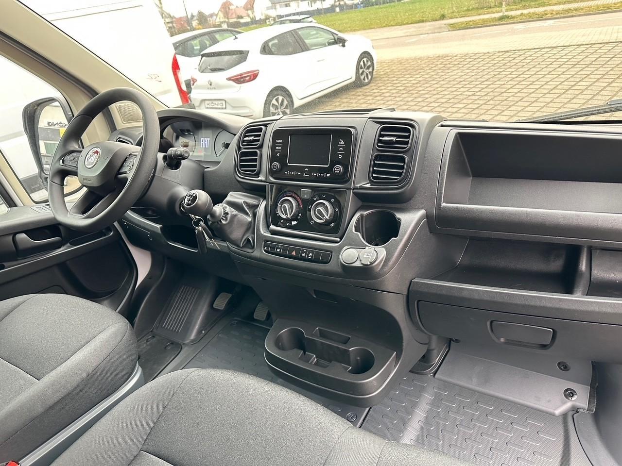 Fahrzeug-Bild 10