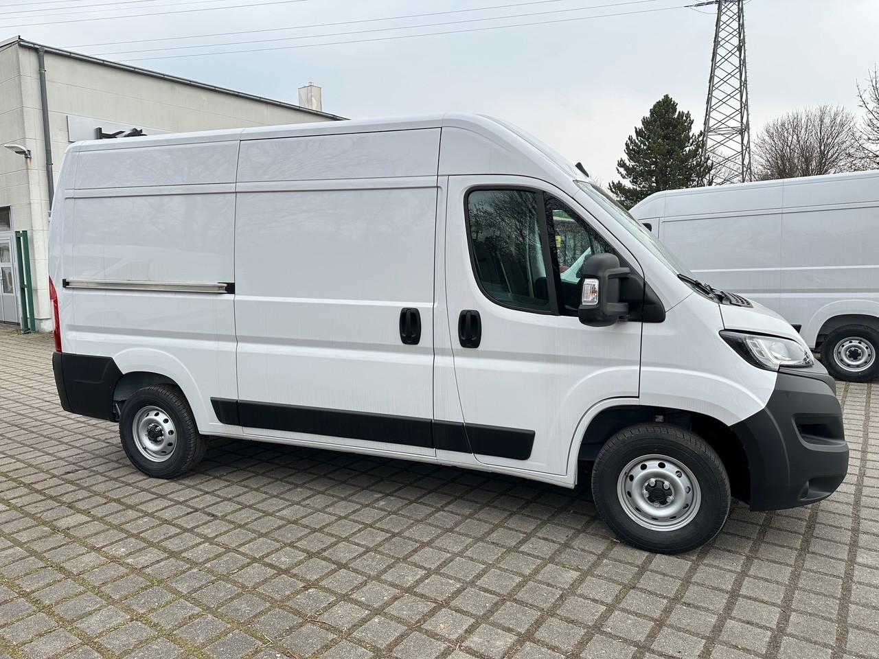 Fahrzeug-Bild 4