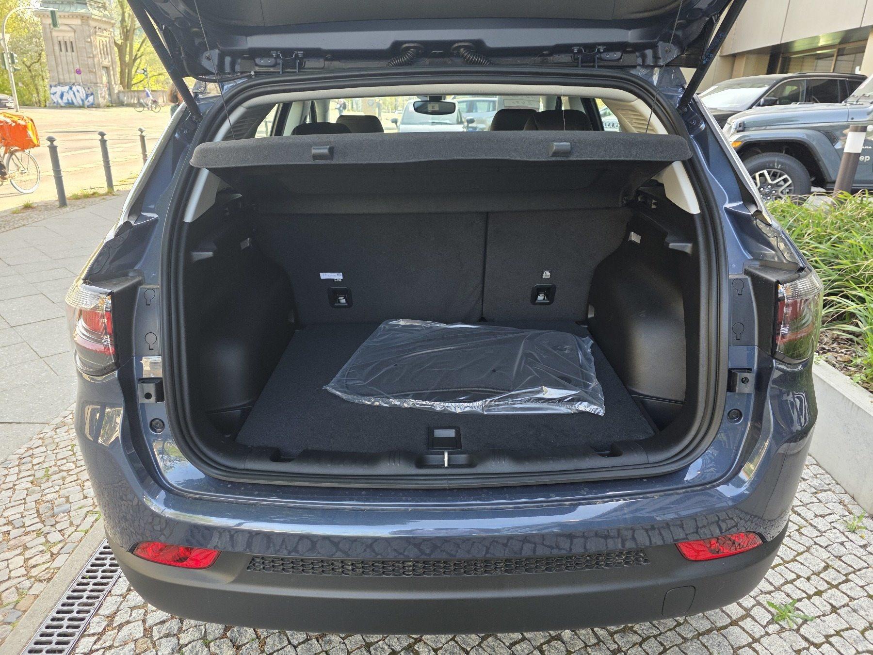 Fahrzeug-Bild 10
