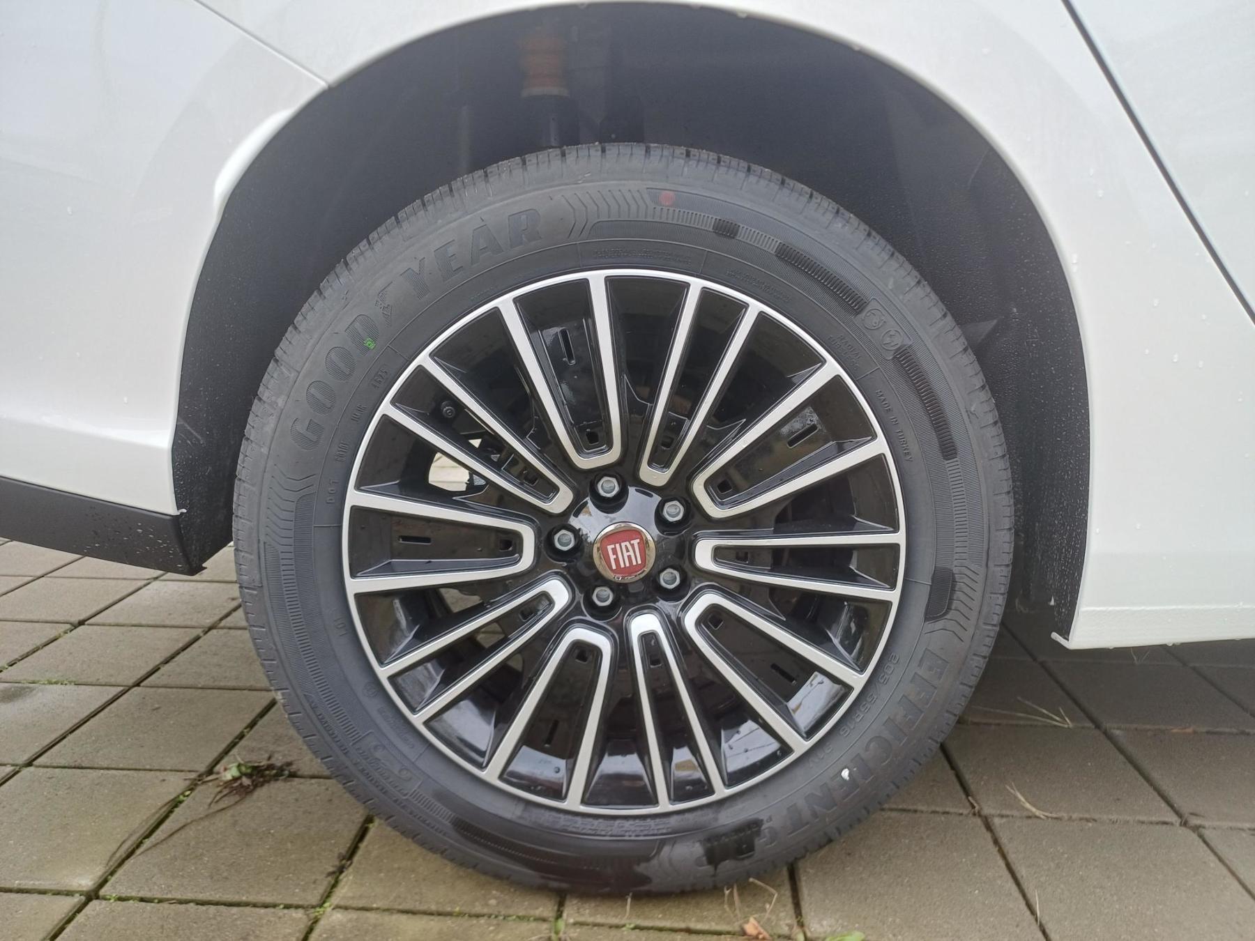 Fahrzeug-Bild 6