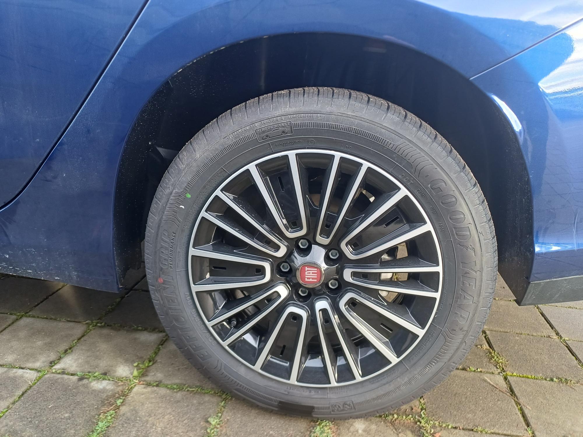 Fahrzeug-Bild 6
