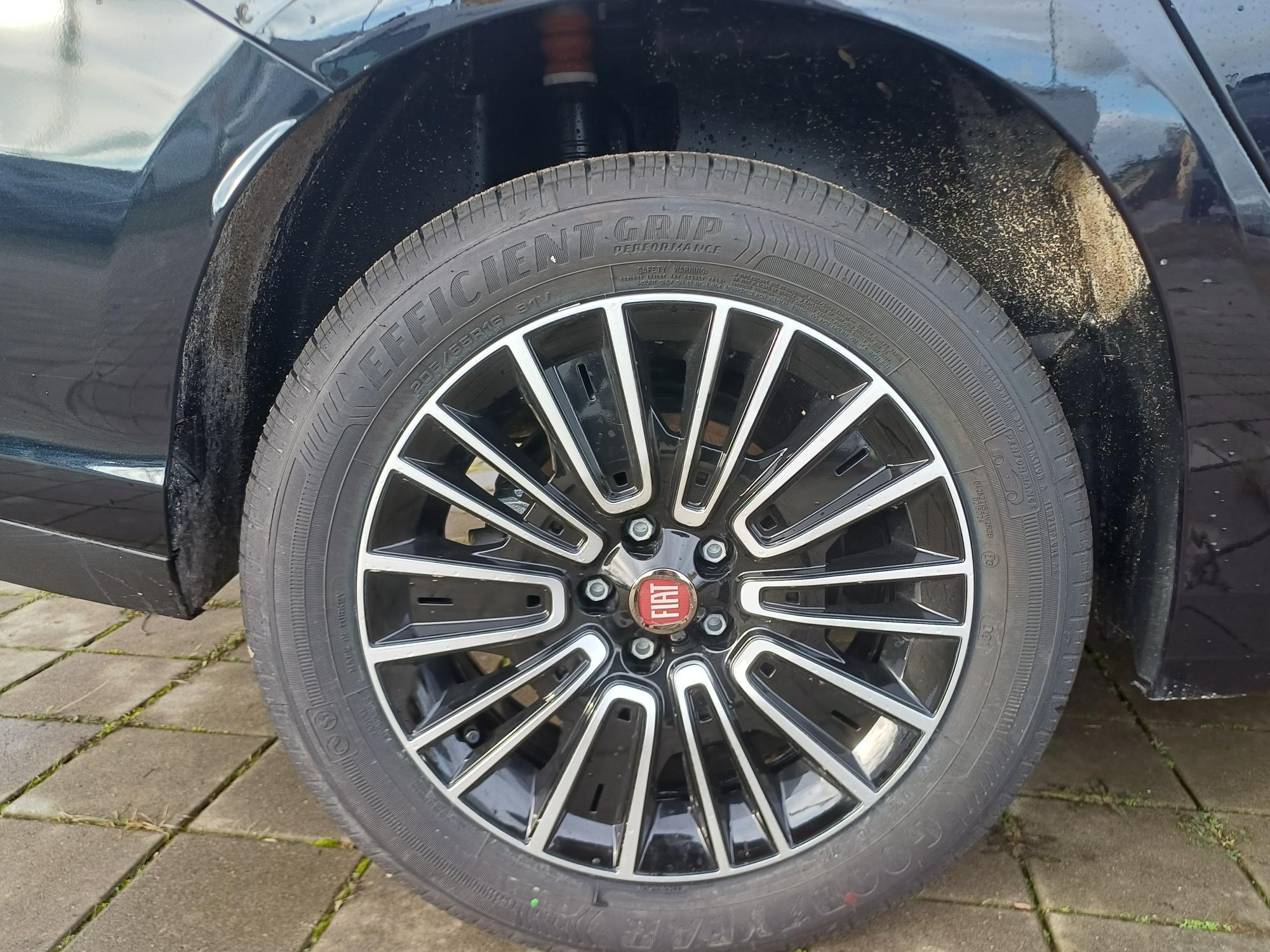 Fahrzeug-Bild 6