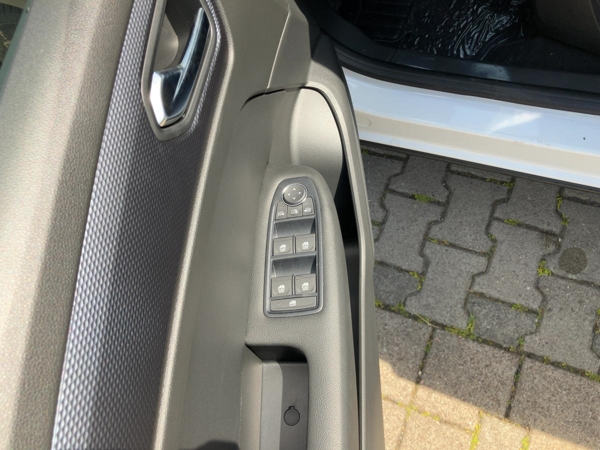Fahrzeug-Bild 11