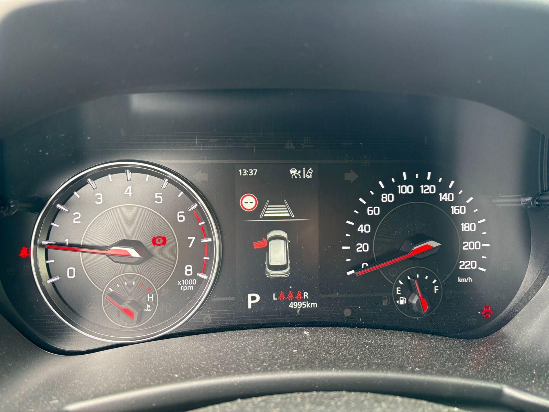 Fahrzeug-Bild 12