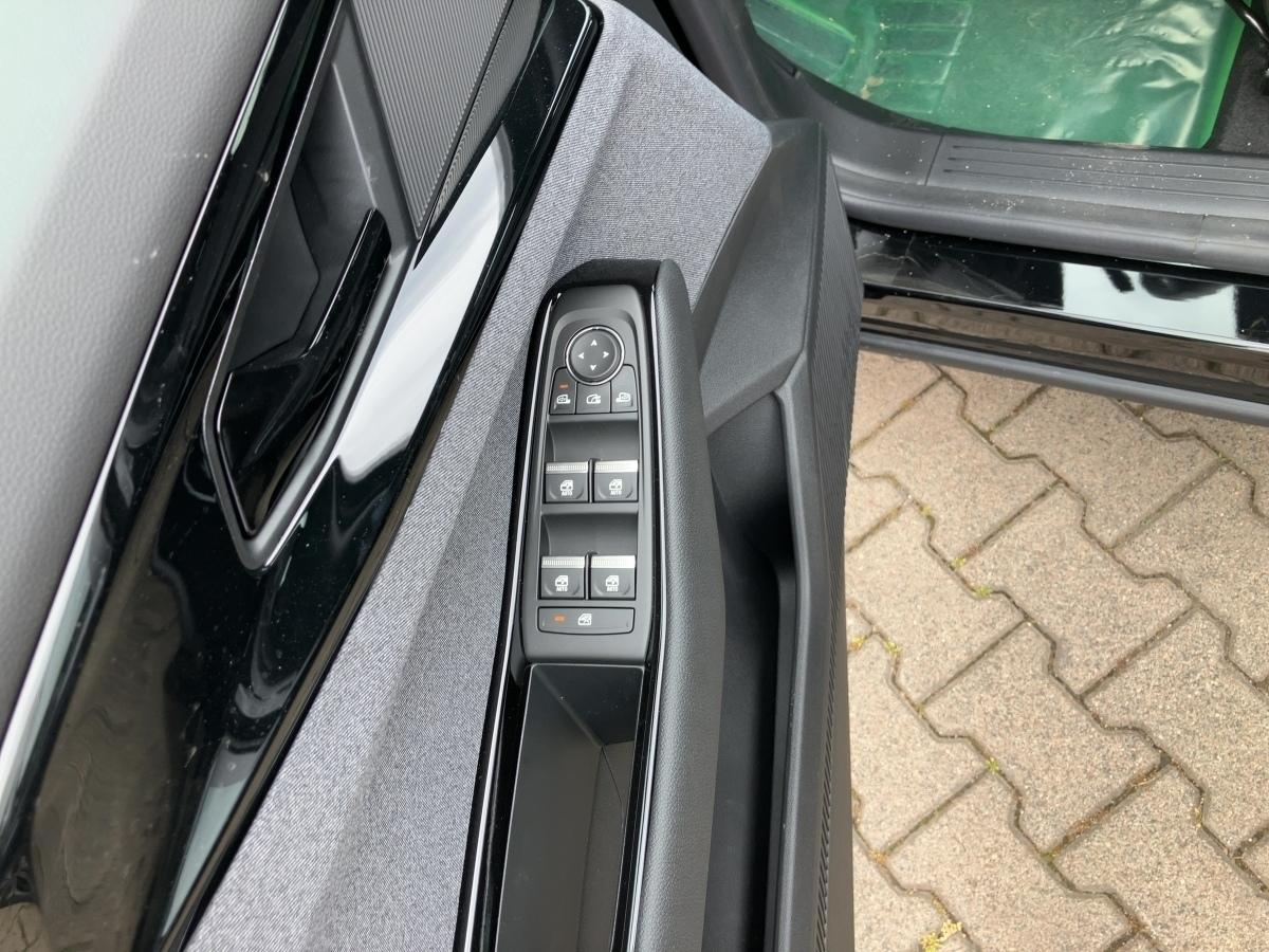 Fahrzeug-Bild 11