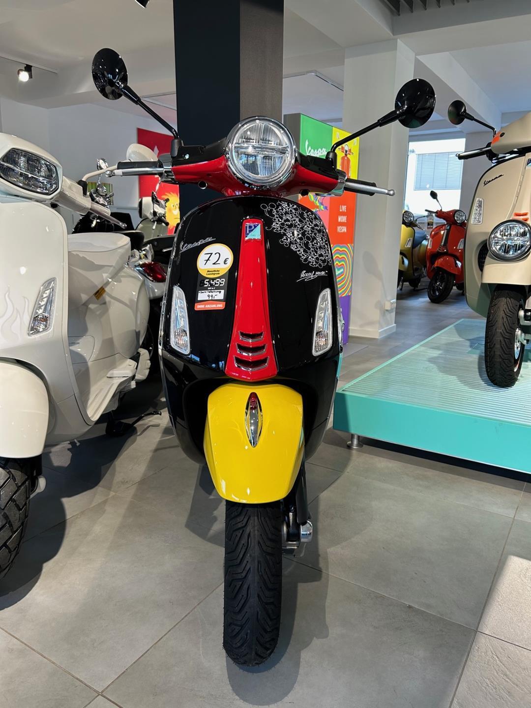 Vespa Primavera 50 E5 WALT DIS
