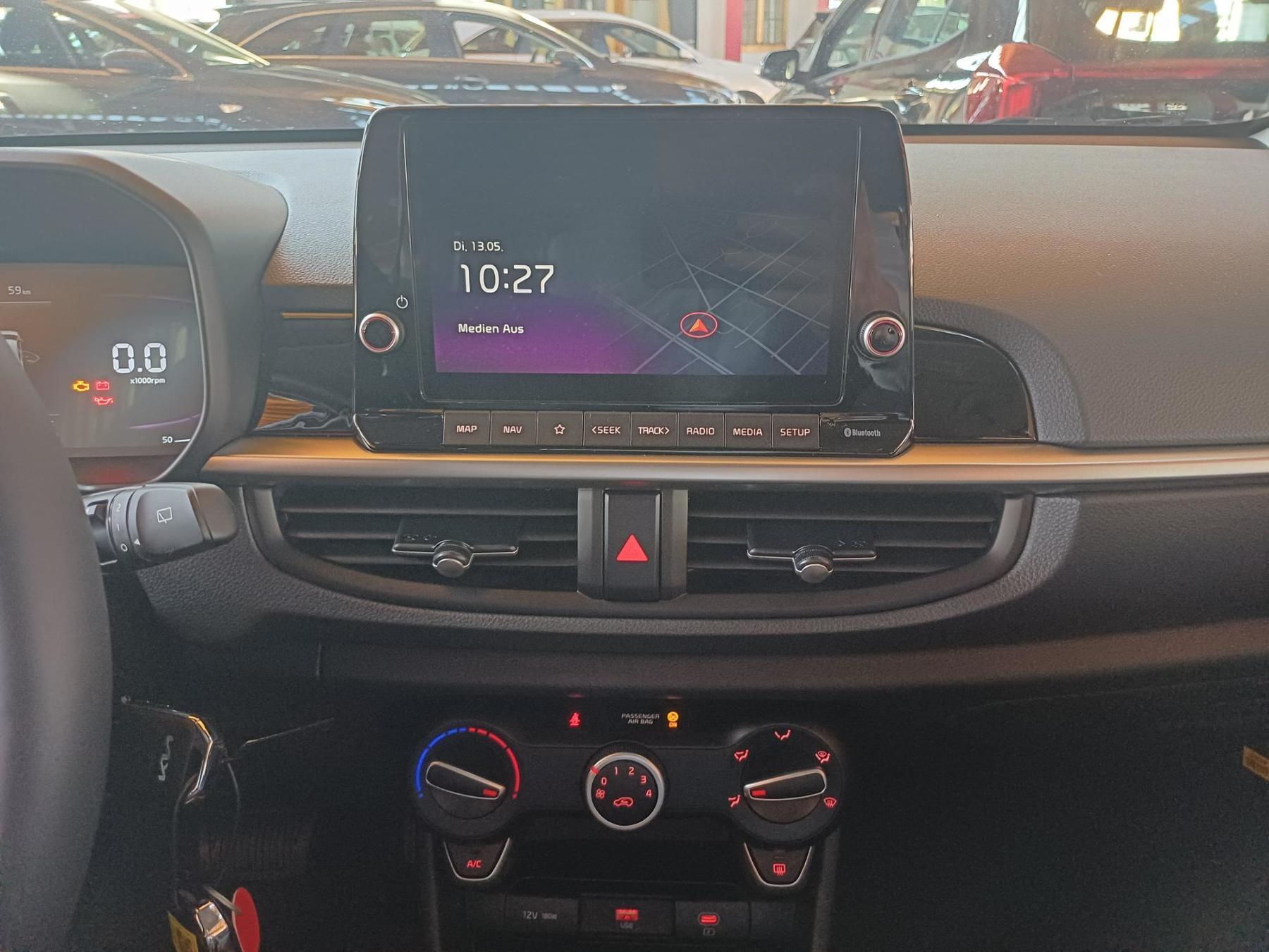 Fahrzeug-Bild 11