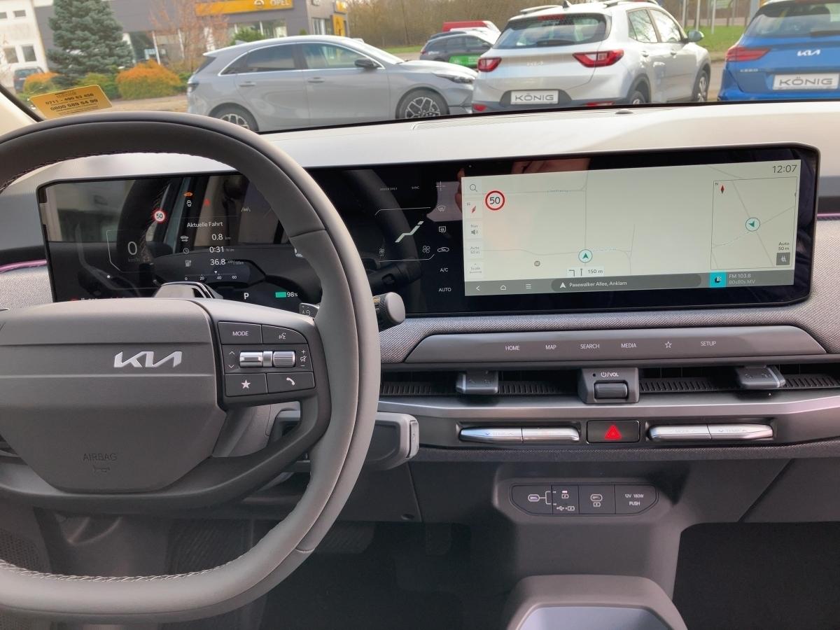 Fahrzeug-Bild 11