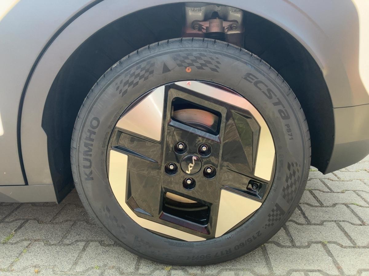 Fahrzeug-Bild 6
