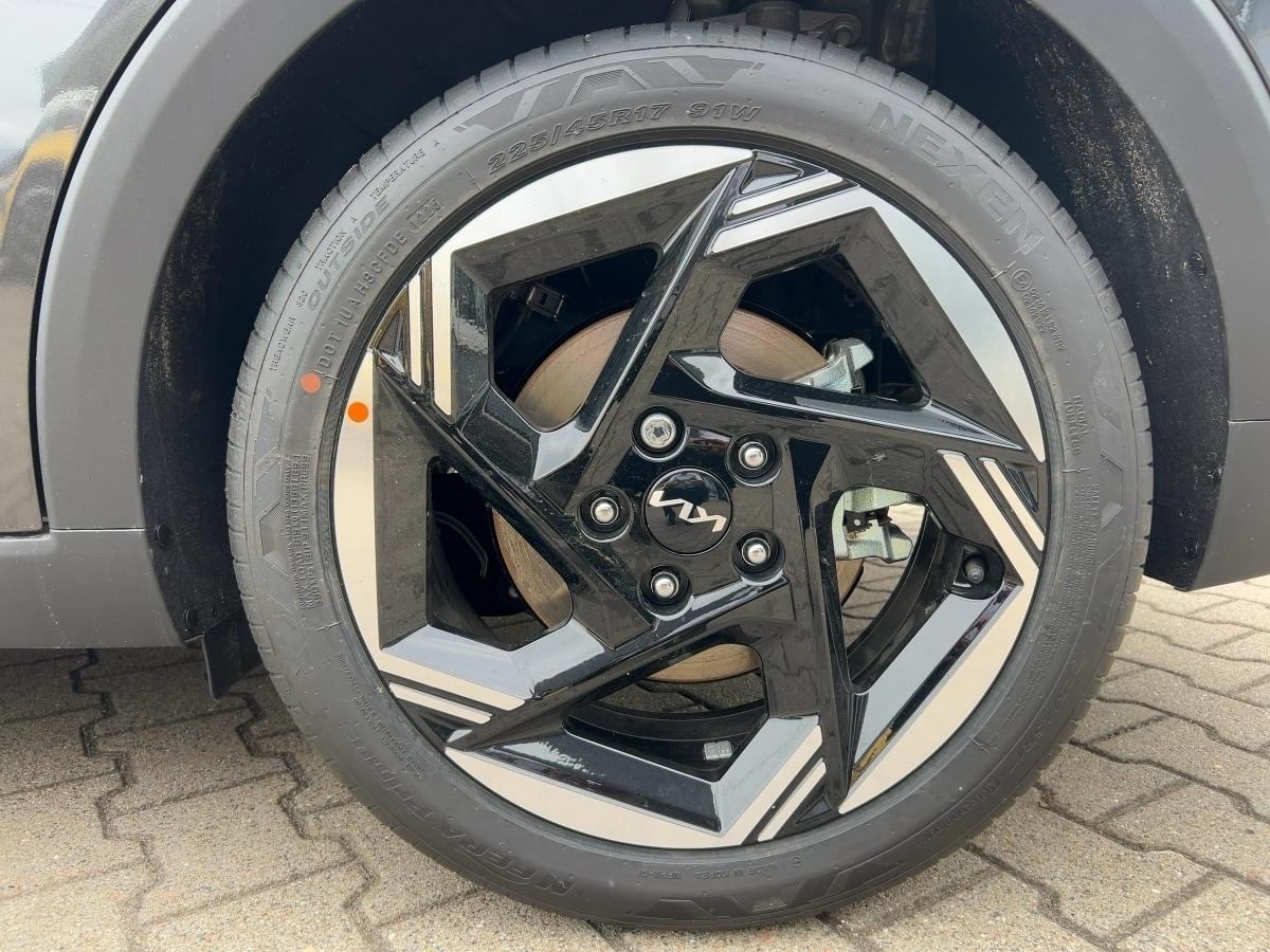 Fahrzeug-Bild 12