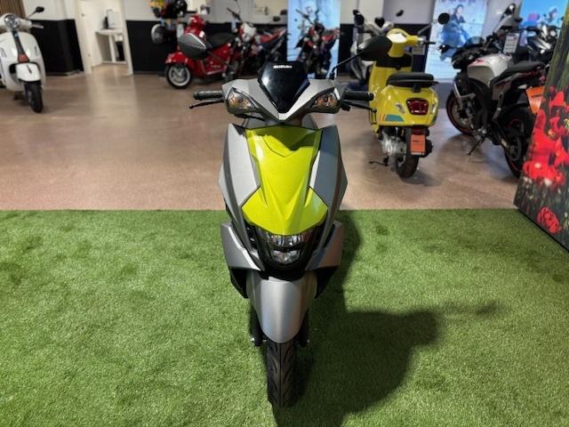 Suzuki AVENIS 125