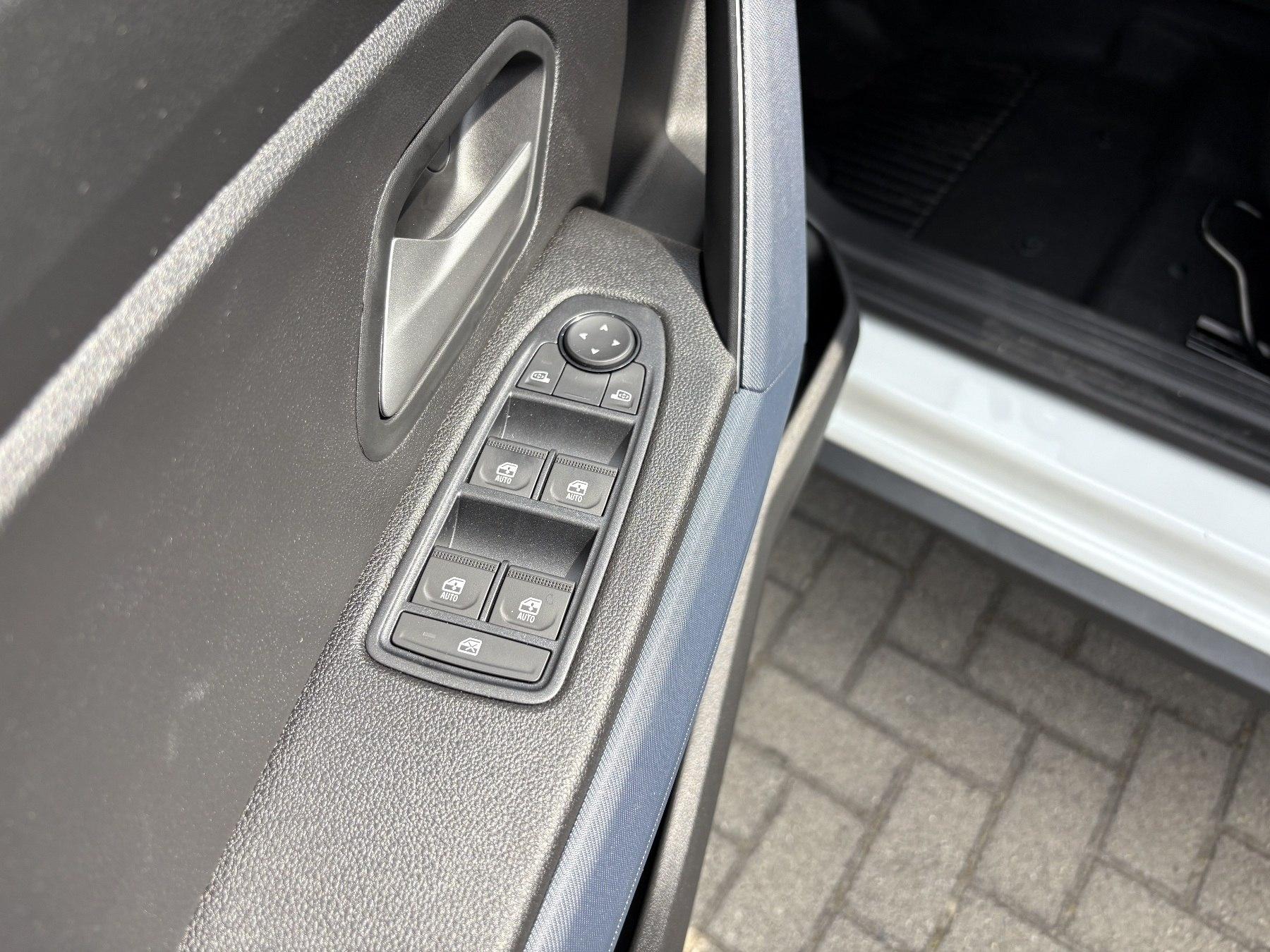 Fahrzeug-Bild 13