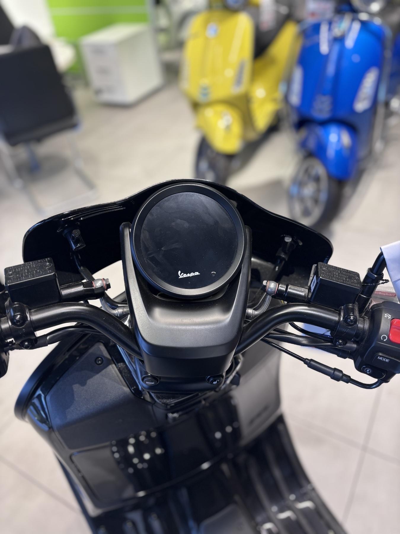 Fahrzeug-Bild 14