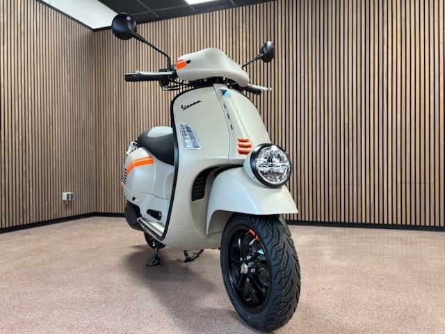 Vespa VESPA GTV 300 E5 BEIGE AVVOLGE