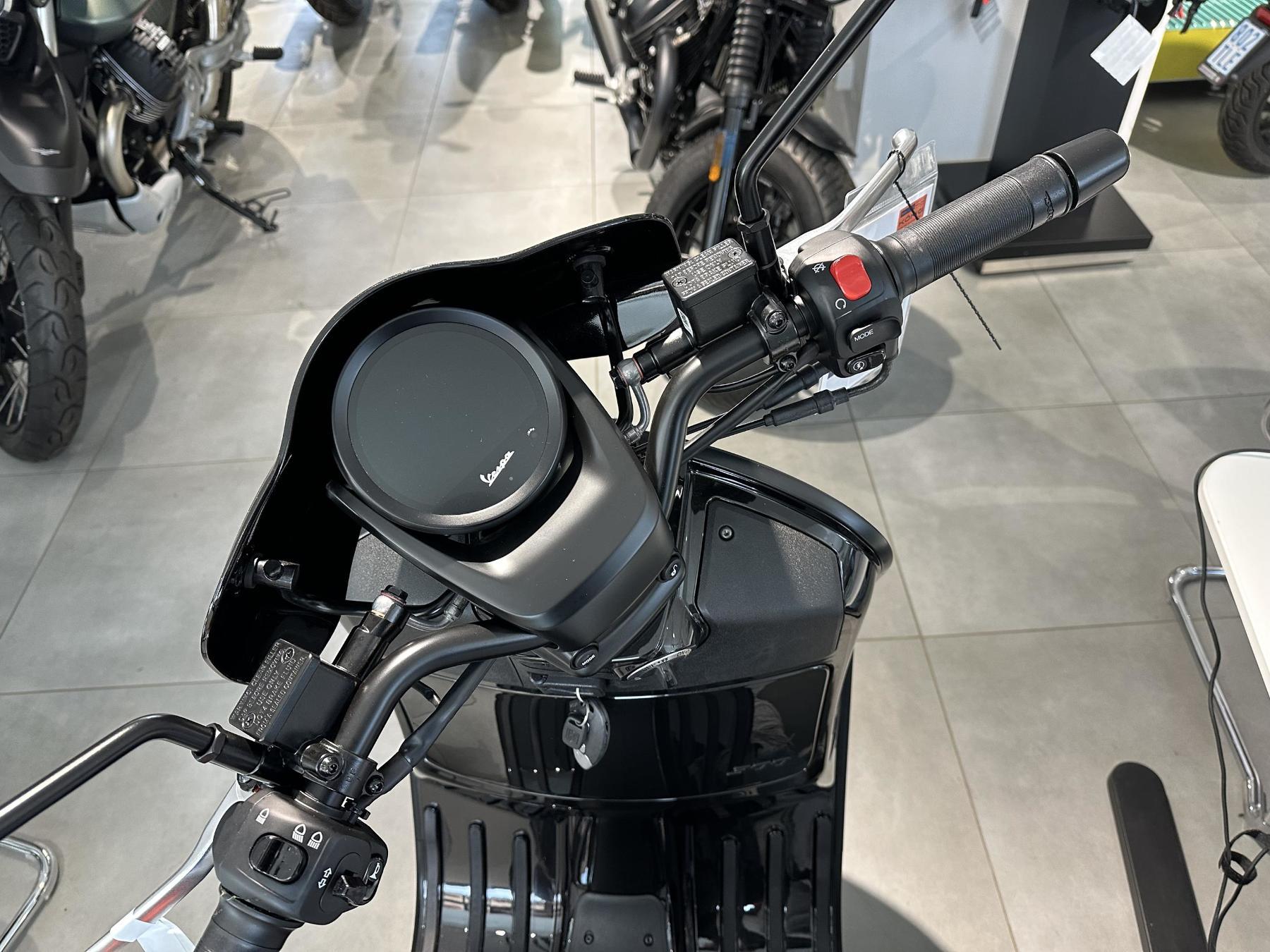 Fahrzeug-Bild 2