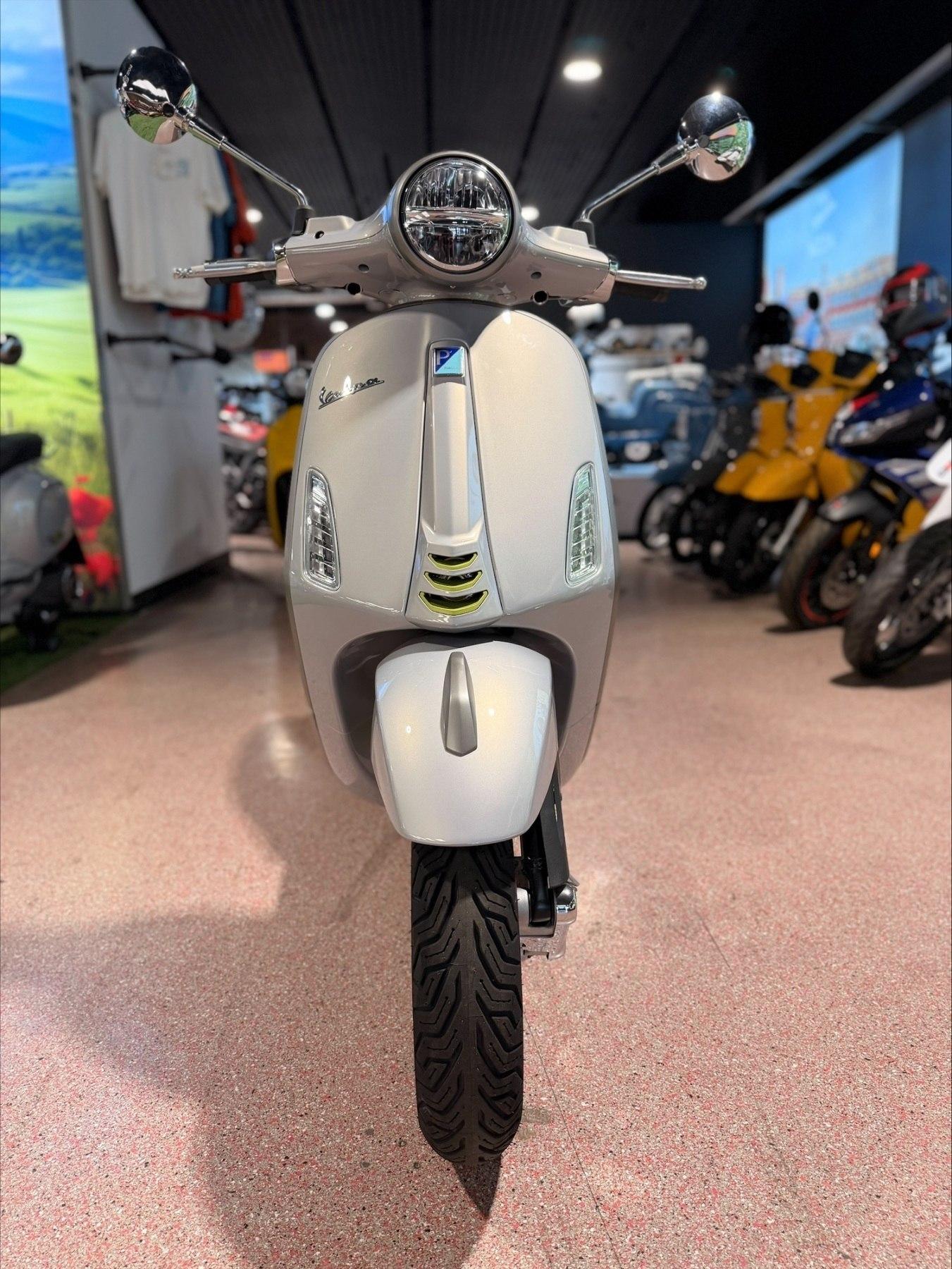 Vespa Primavera 125 ccm TECH