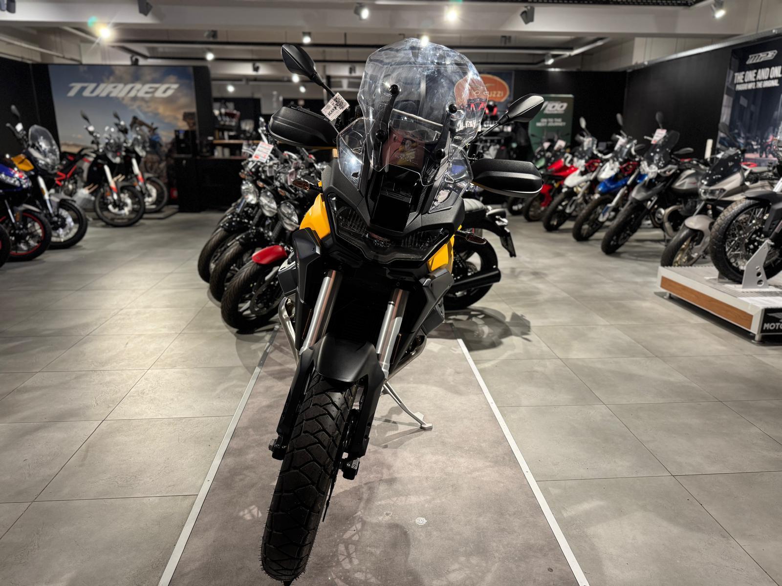 Moto Guzzi STELVIO E5+ YELLOW SAVANA PFF  