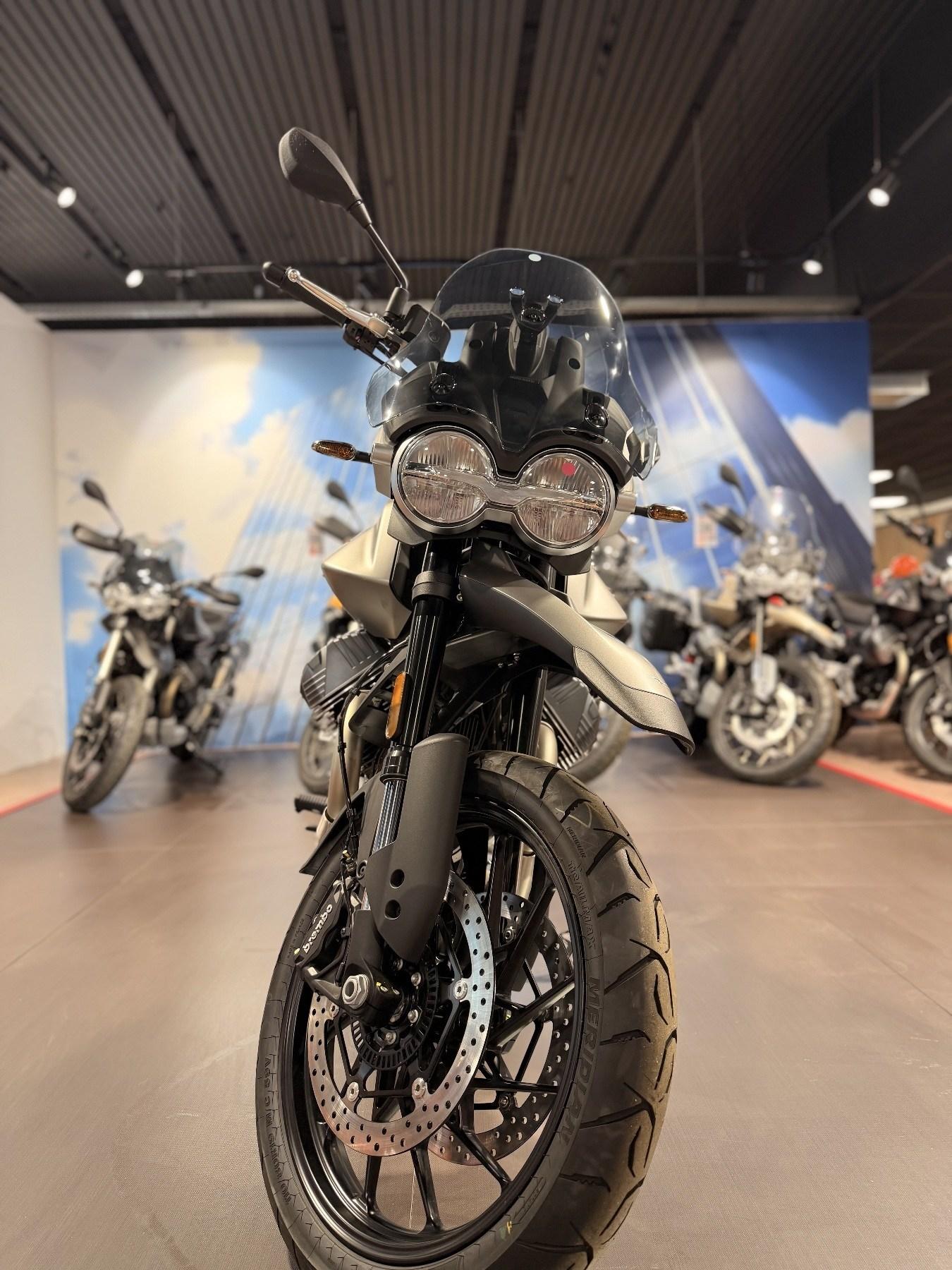 Moto Guzzi V85