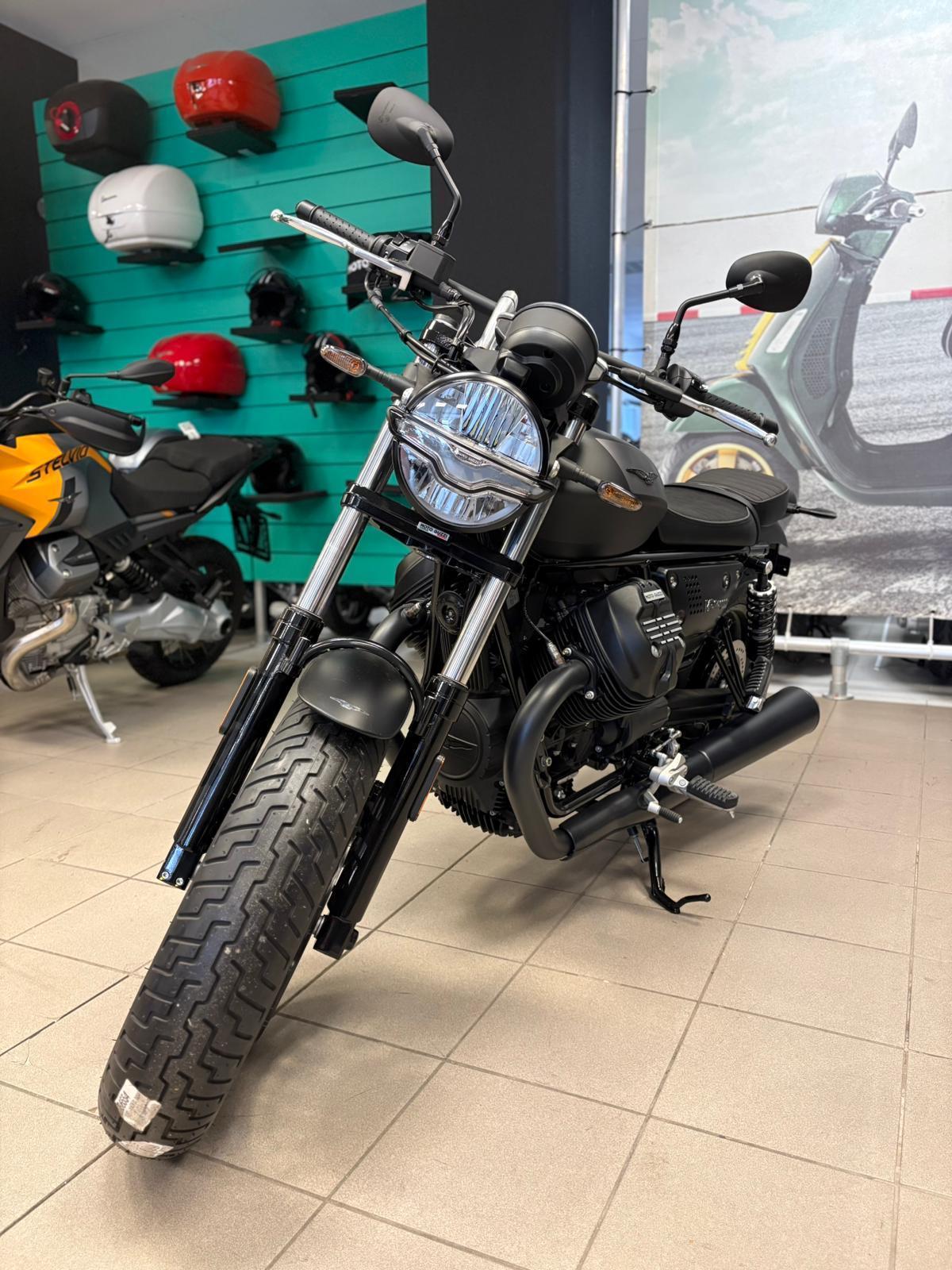 Moto Guzzi V9 BOBBER  