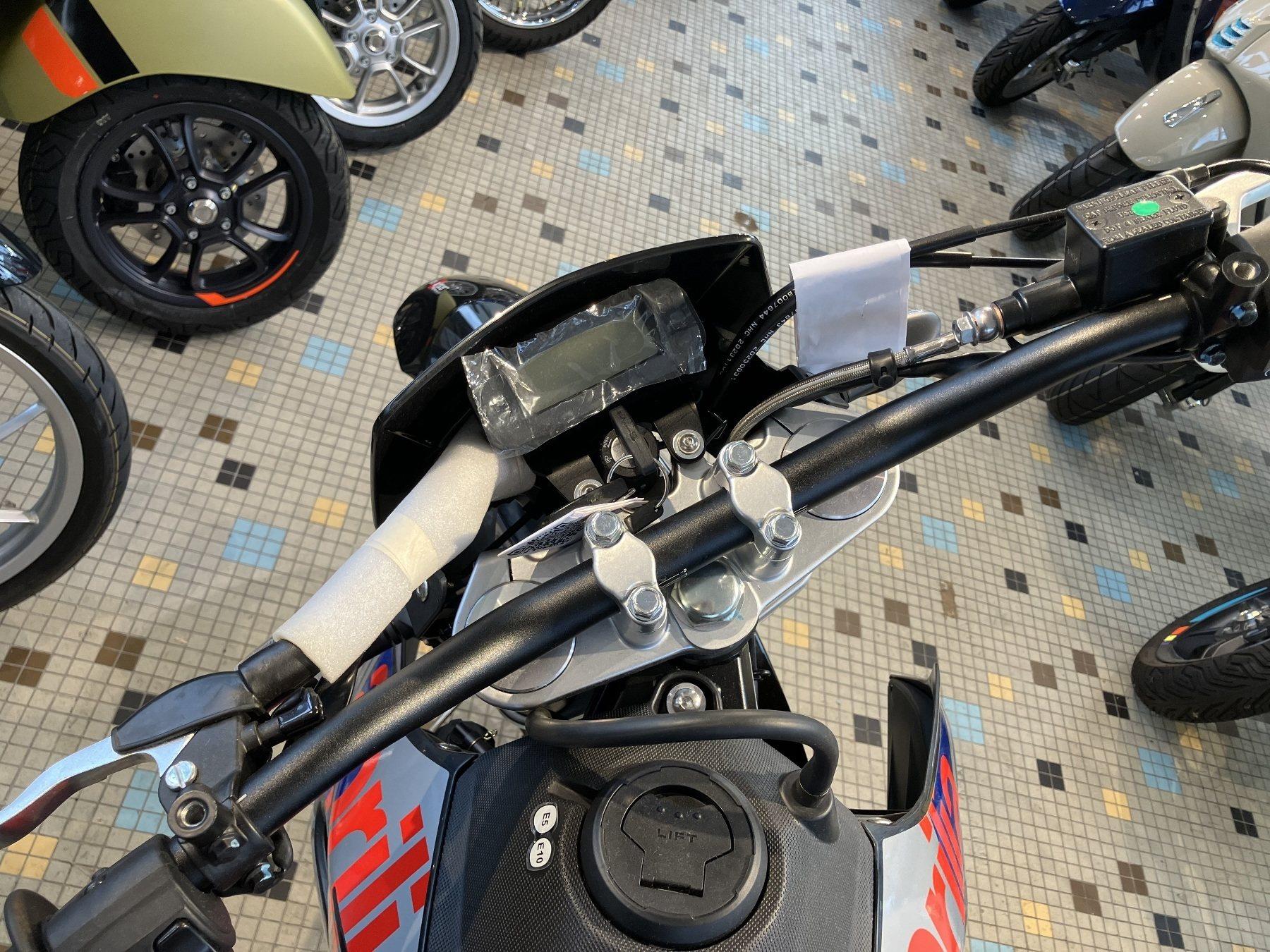 Fahrzeug-Bild 6