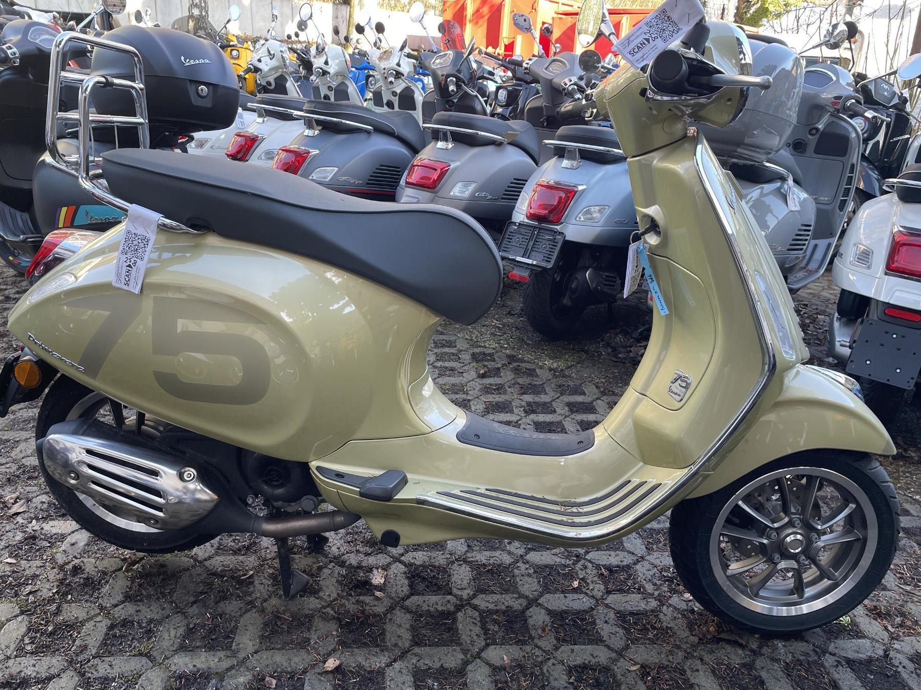 Vespa Primavera 50 75 JAHRE limitiert