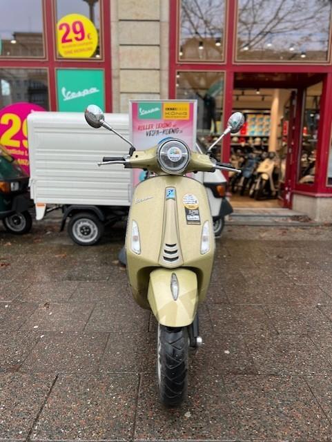 Fahrzeug-Bild 4