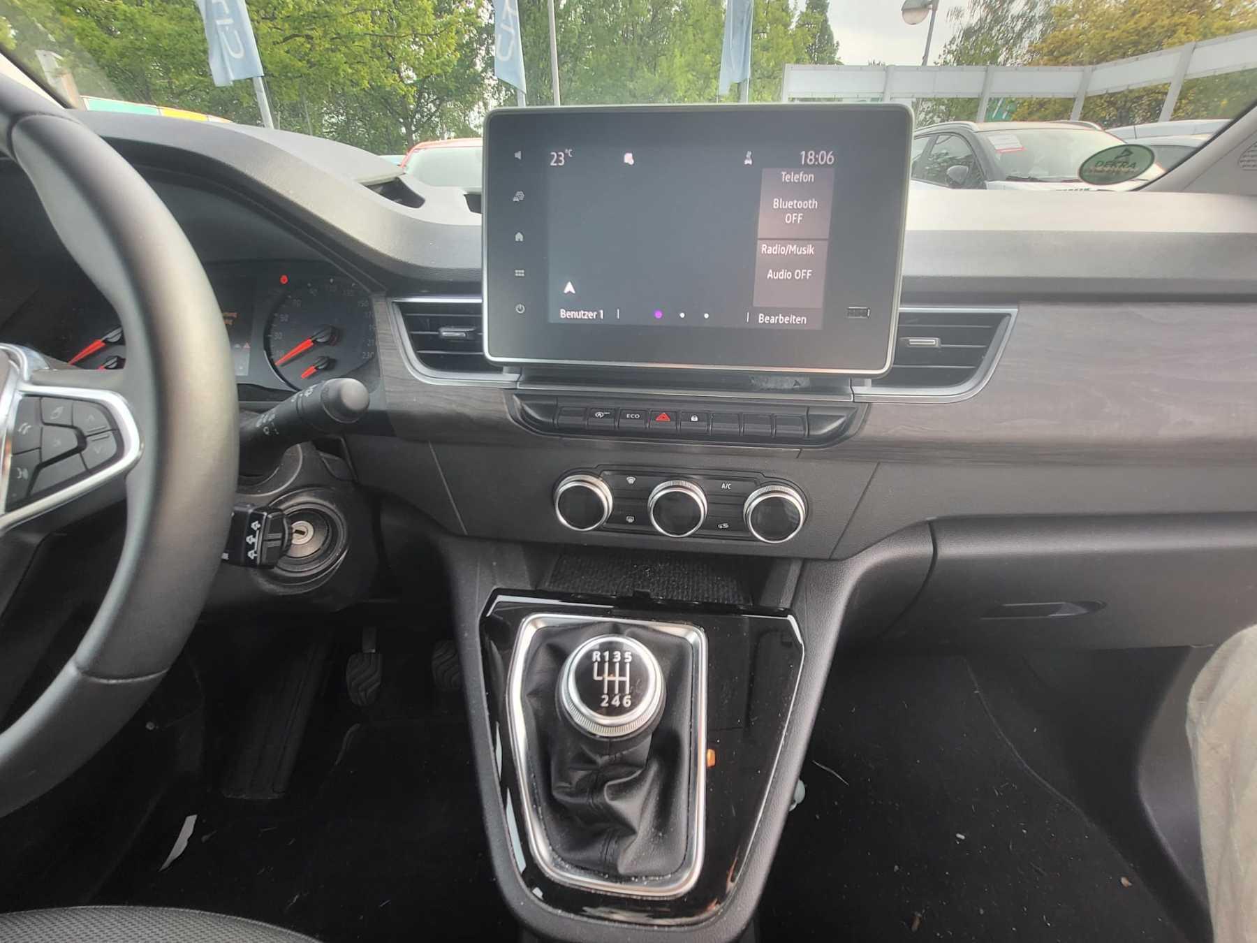 Fahrzeug-Bild 11