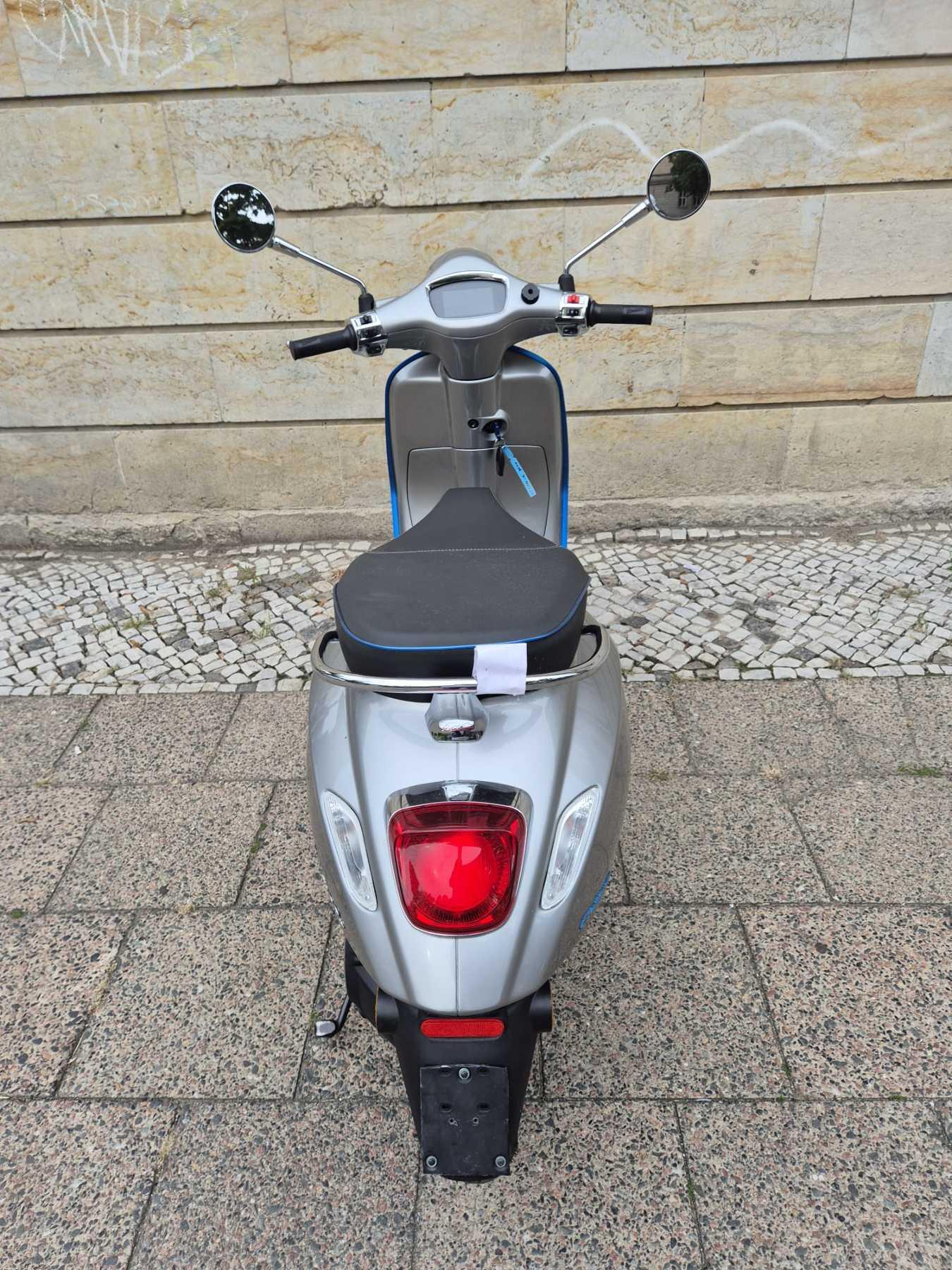 Fahrzeug-Bild 4